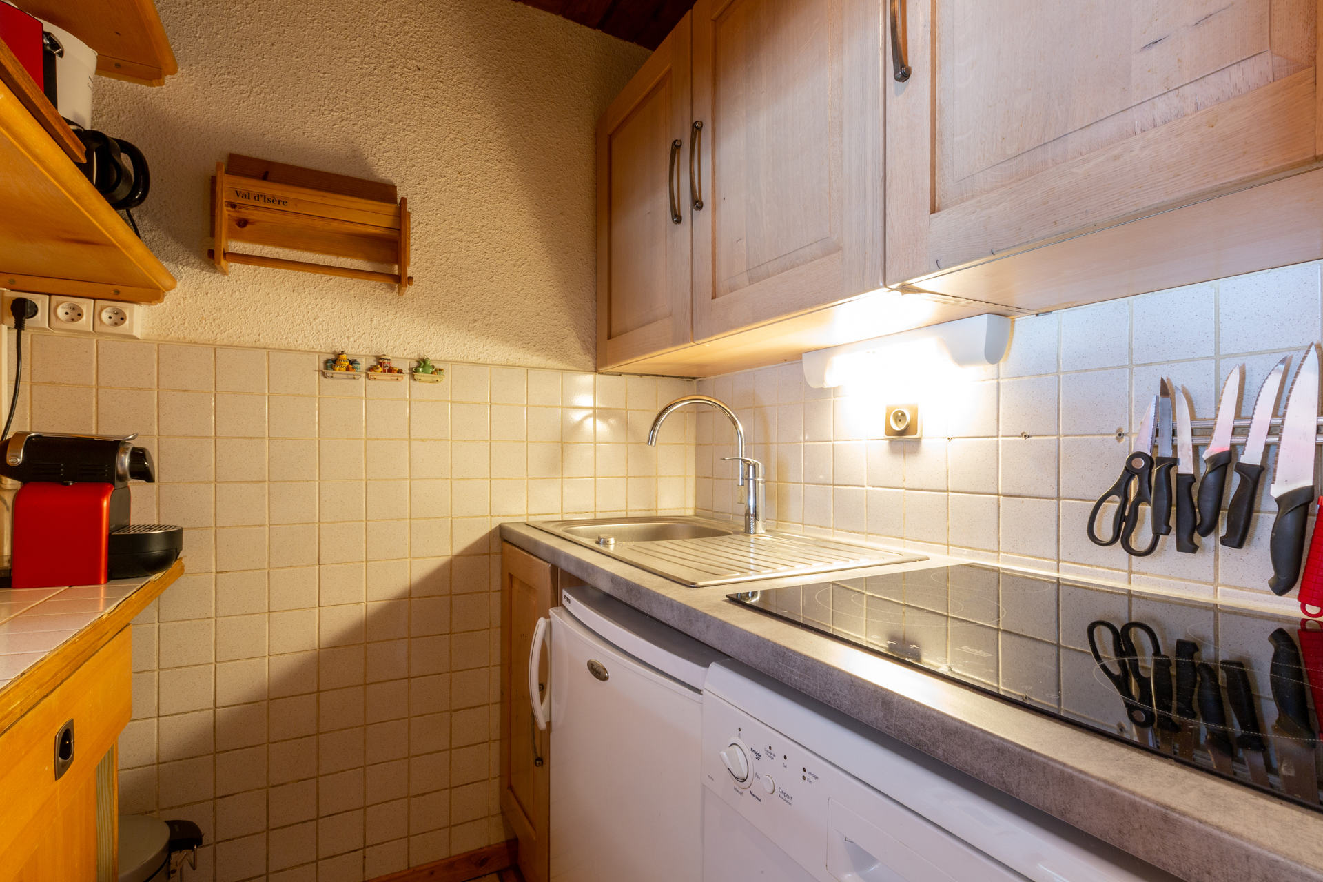 _lv_images__lot_0000810095_06_1458729