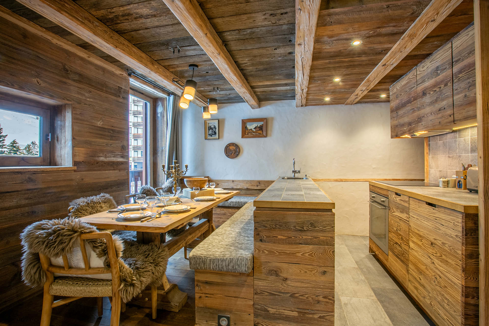 _lv_images__lot_0000810096_04_1454537