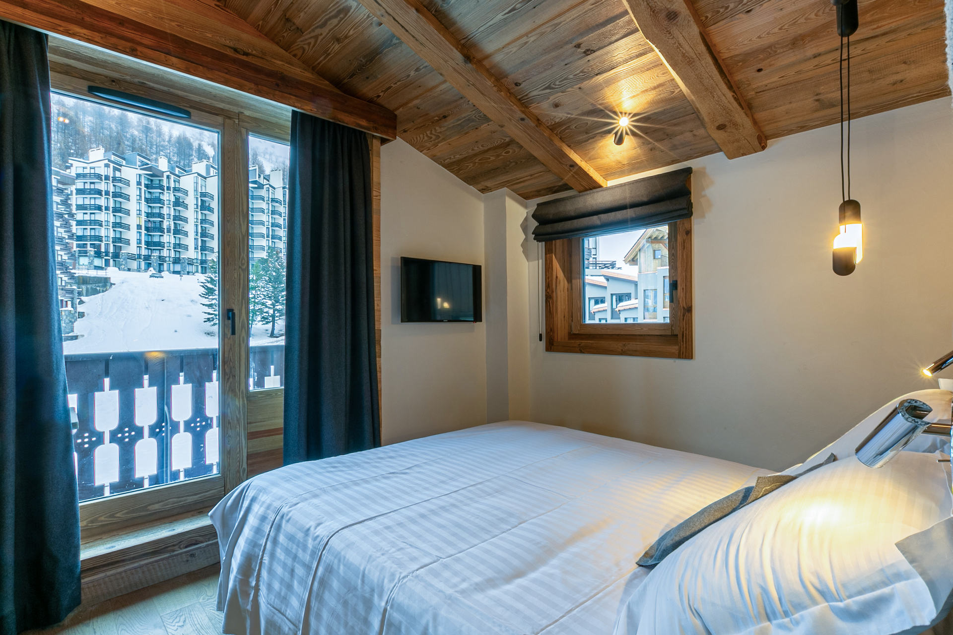 _lv_images__lot_0000810096_10_1454543