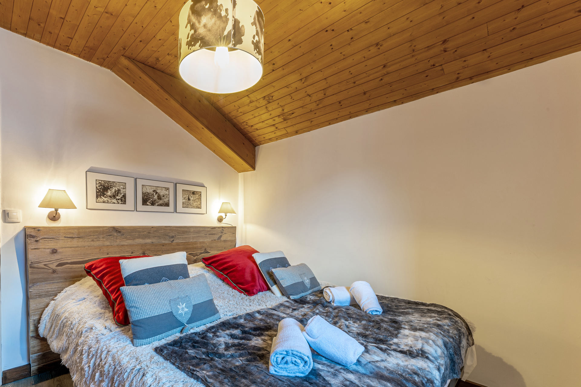 _lv_images__lot_0000920070_11_1455995