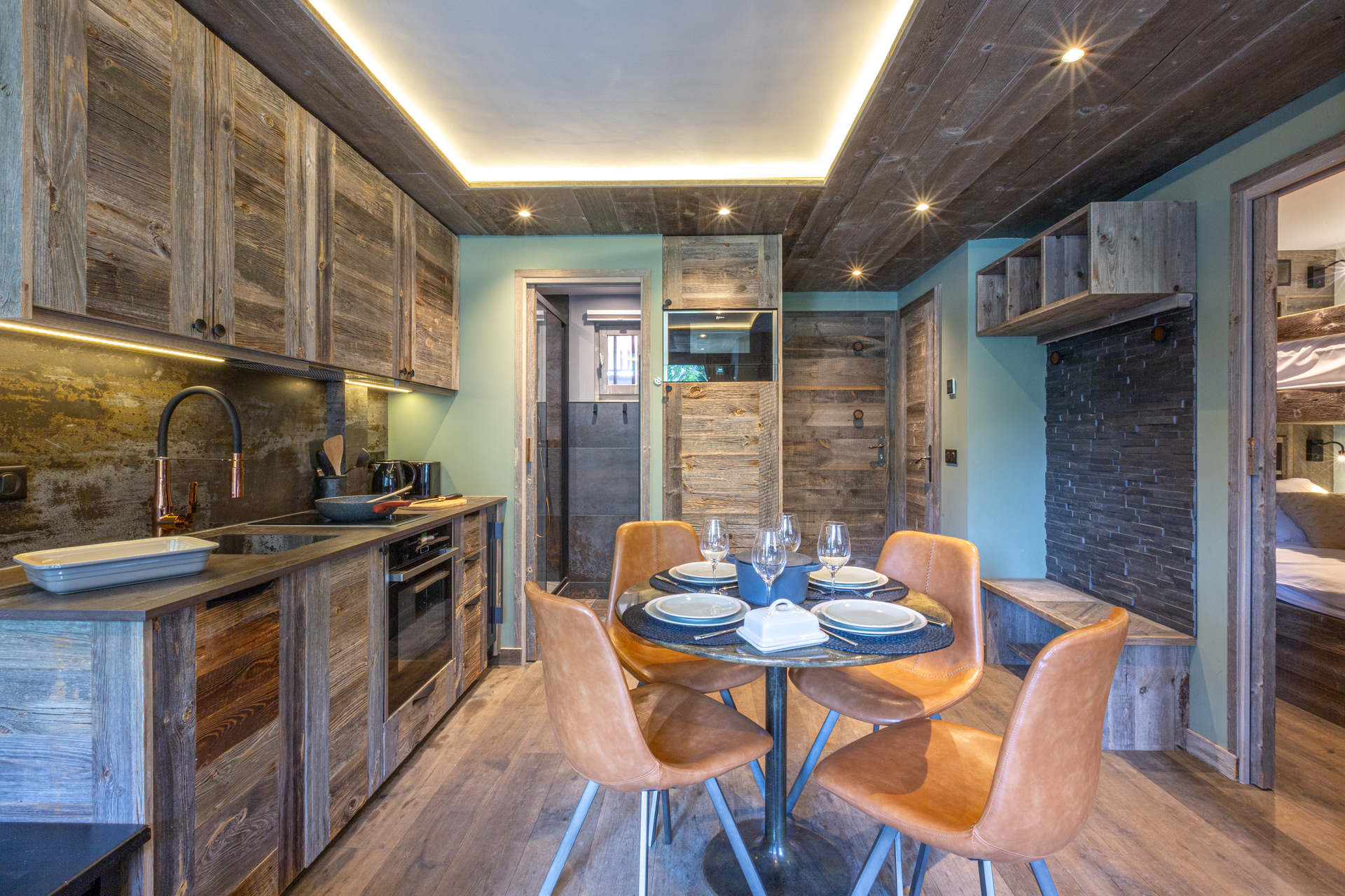 _lv_images__lot_0001050085_04_1458065