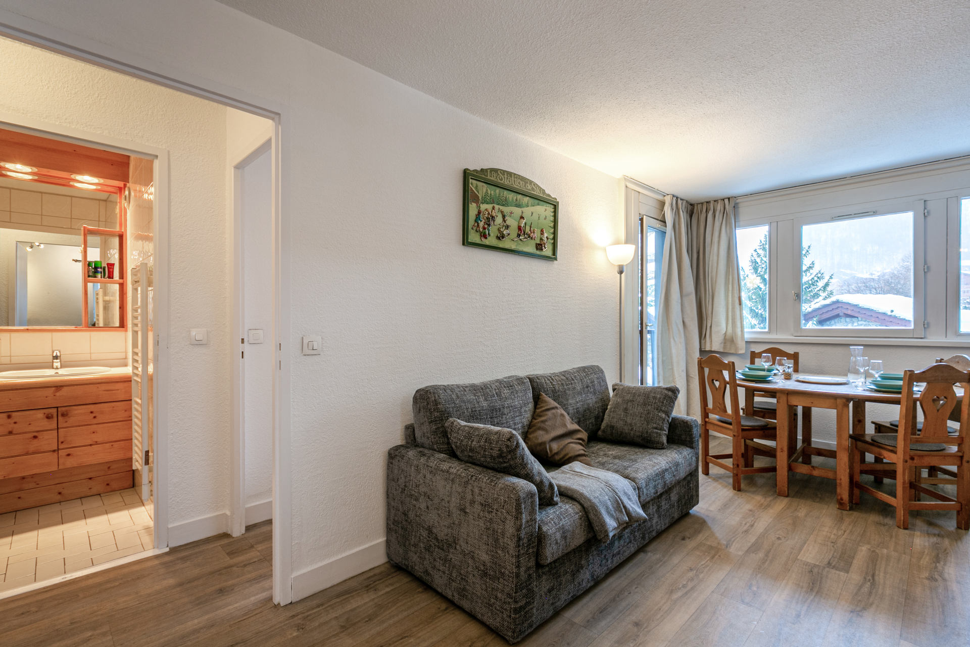 _lv_images__lot_0001050122_07_1457865