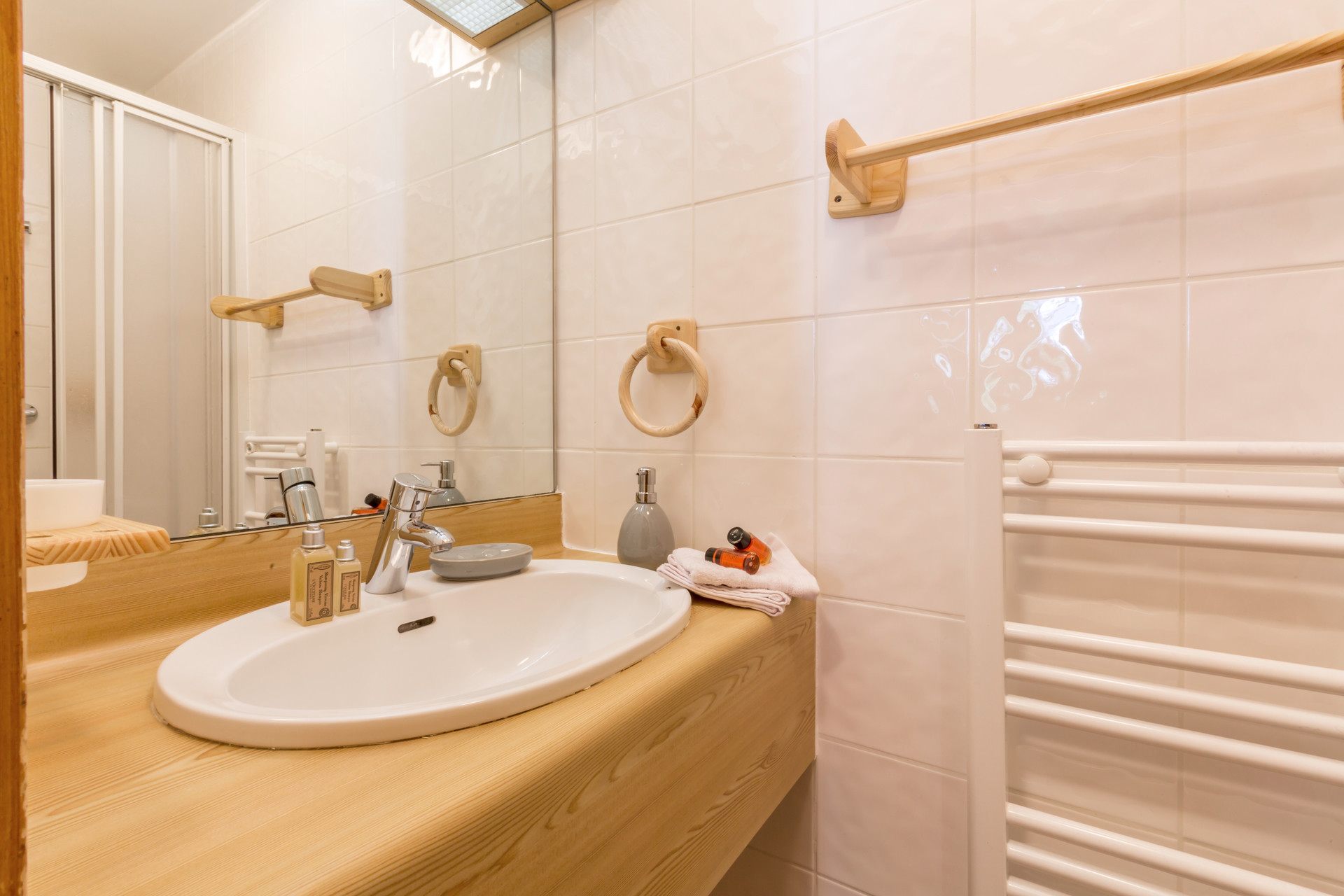 _lv_images__lot_0001060001_11_1458644