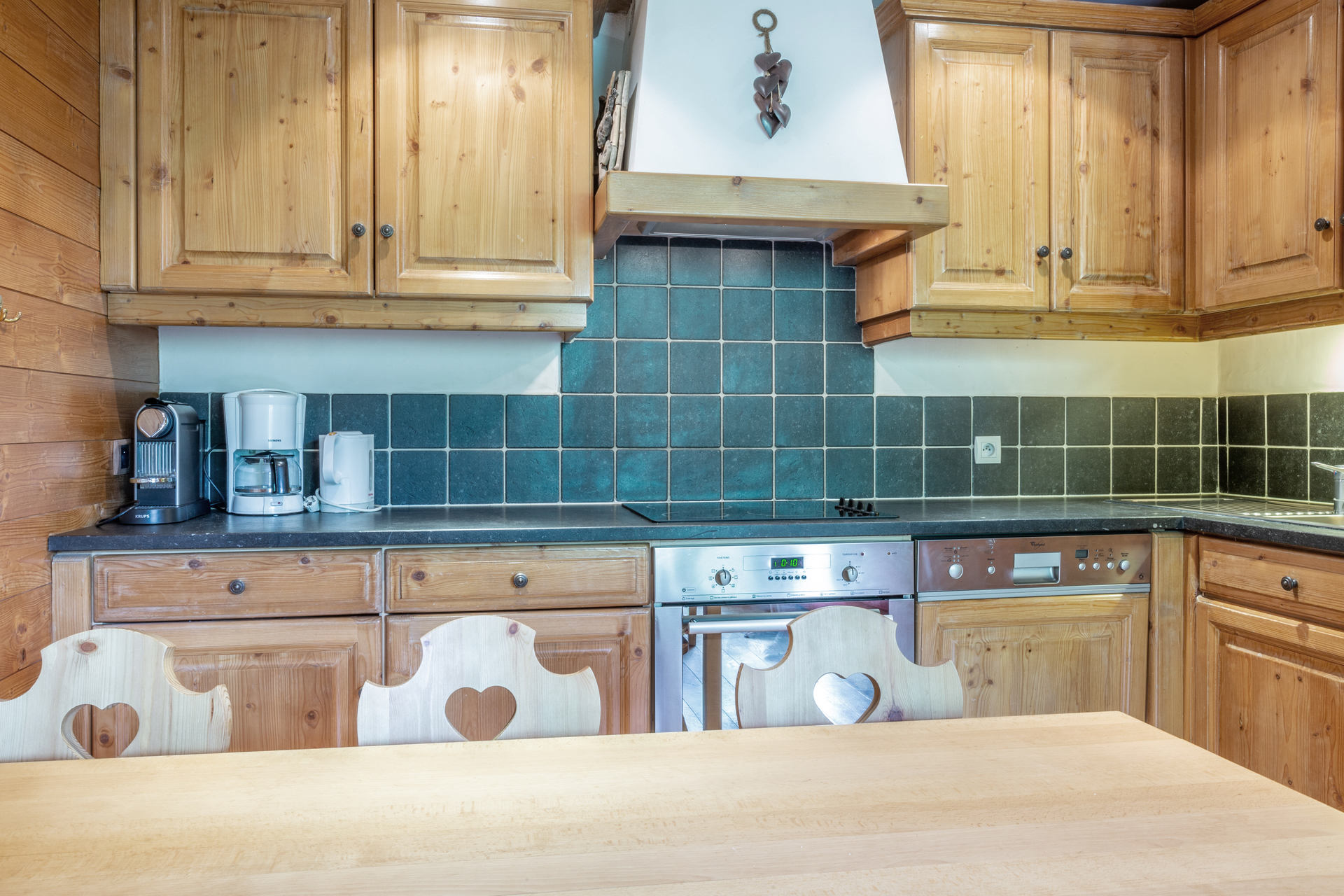 _lv_images__lot_0001080044_13_1455287