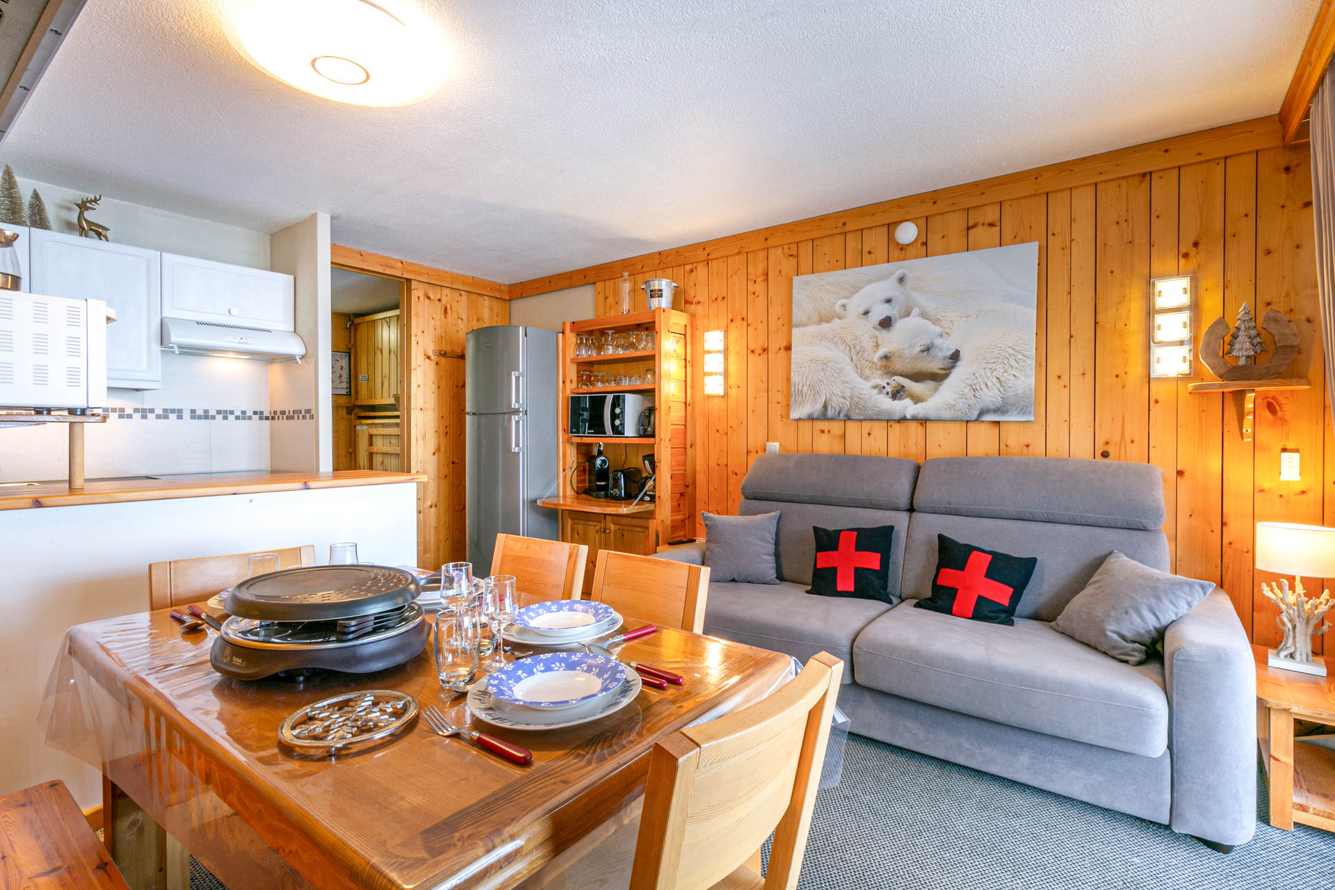 _lv_images__lot_0001110005_01_1456058