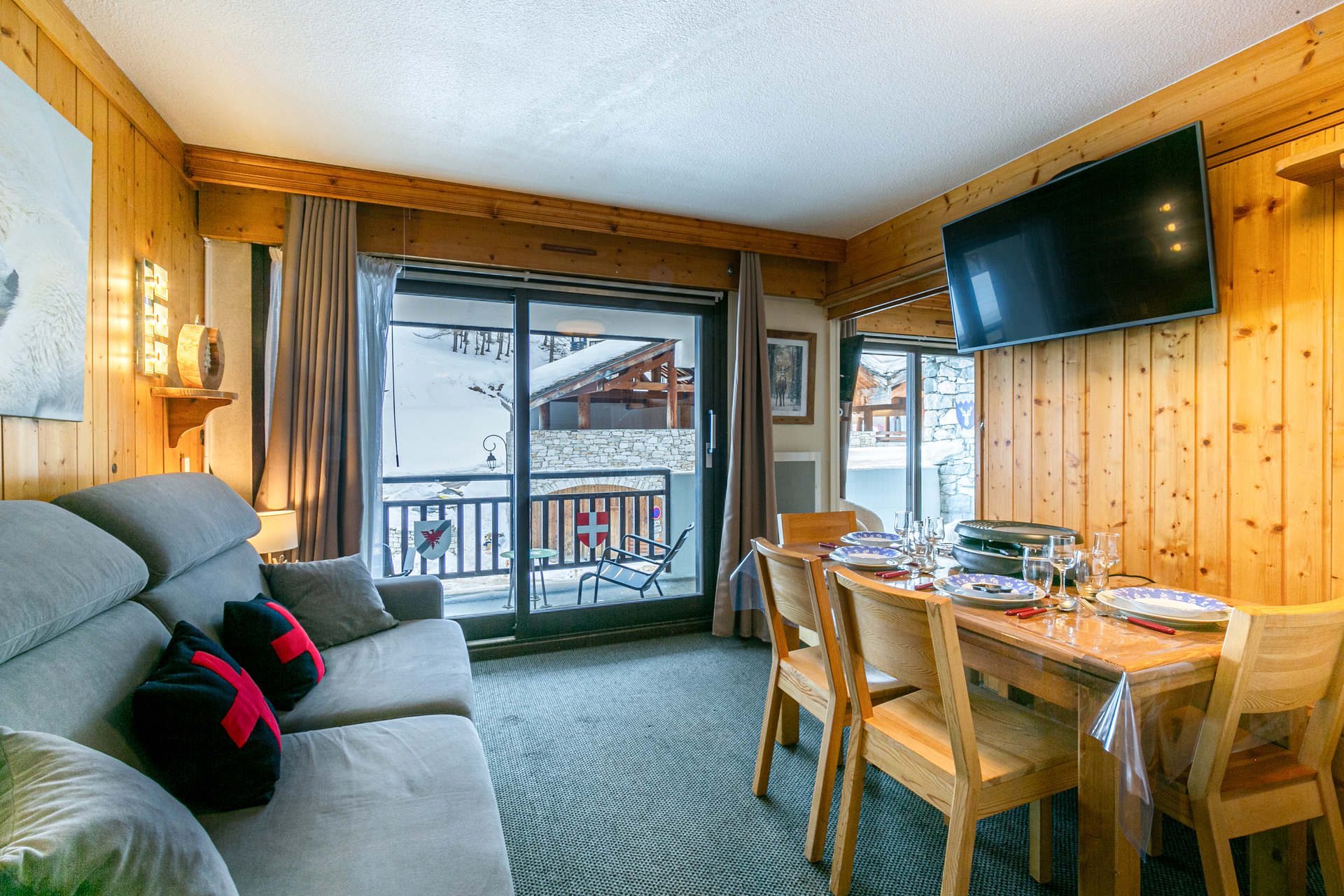 _lv_images__lot_0001110005_02_1456059