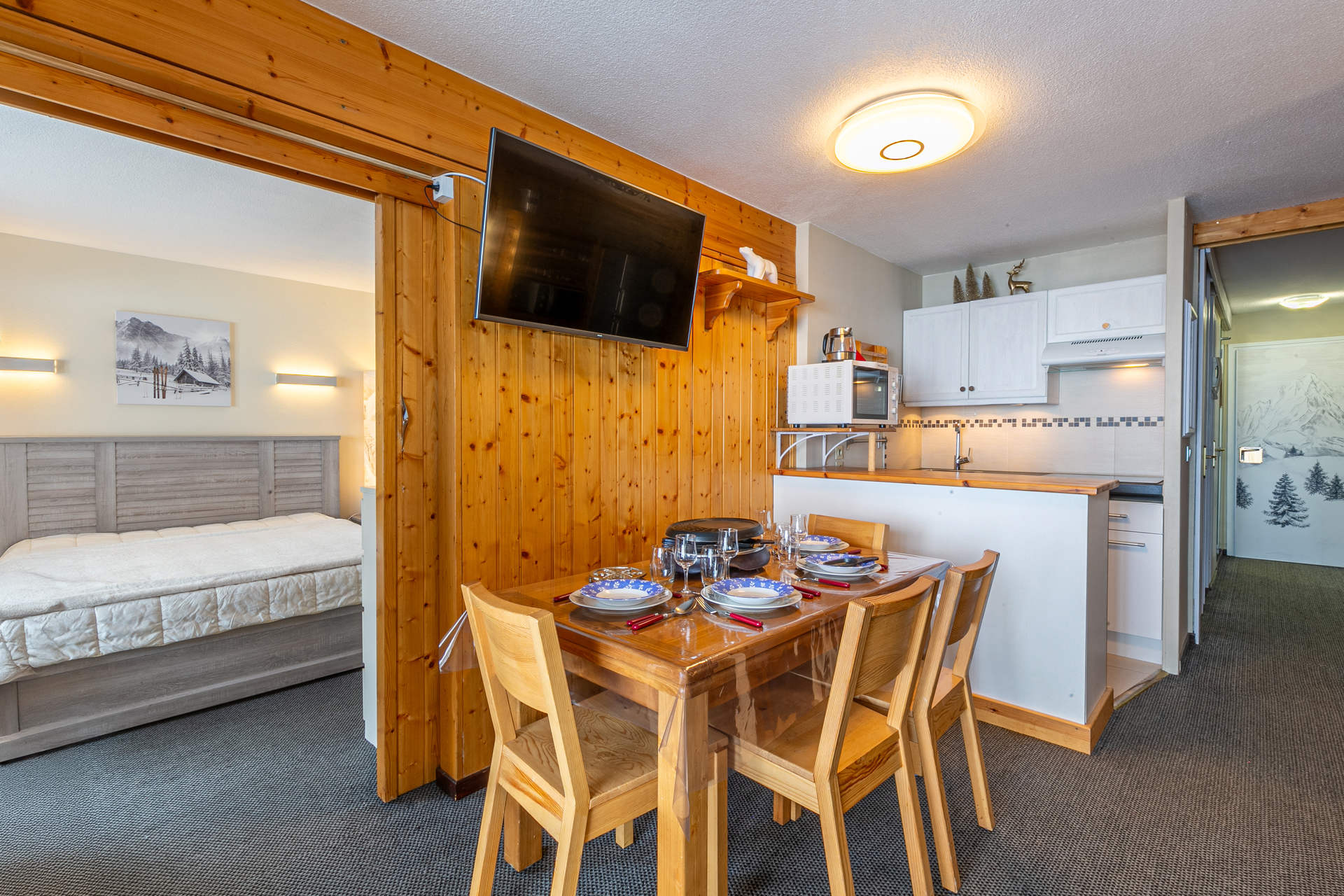 _lv_images__lot_0001110005_03_1456060