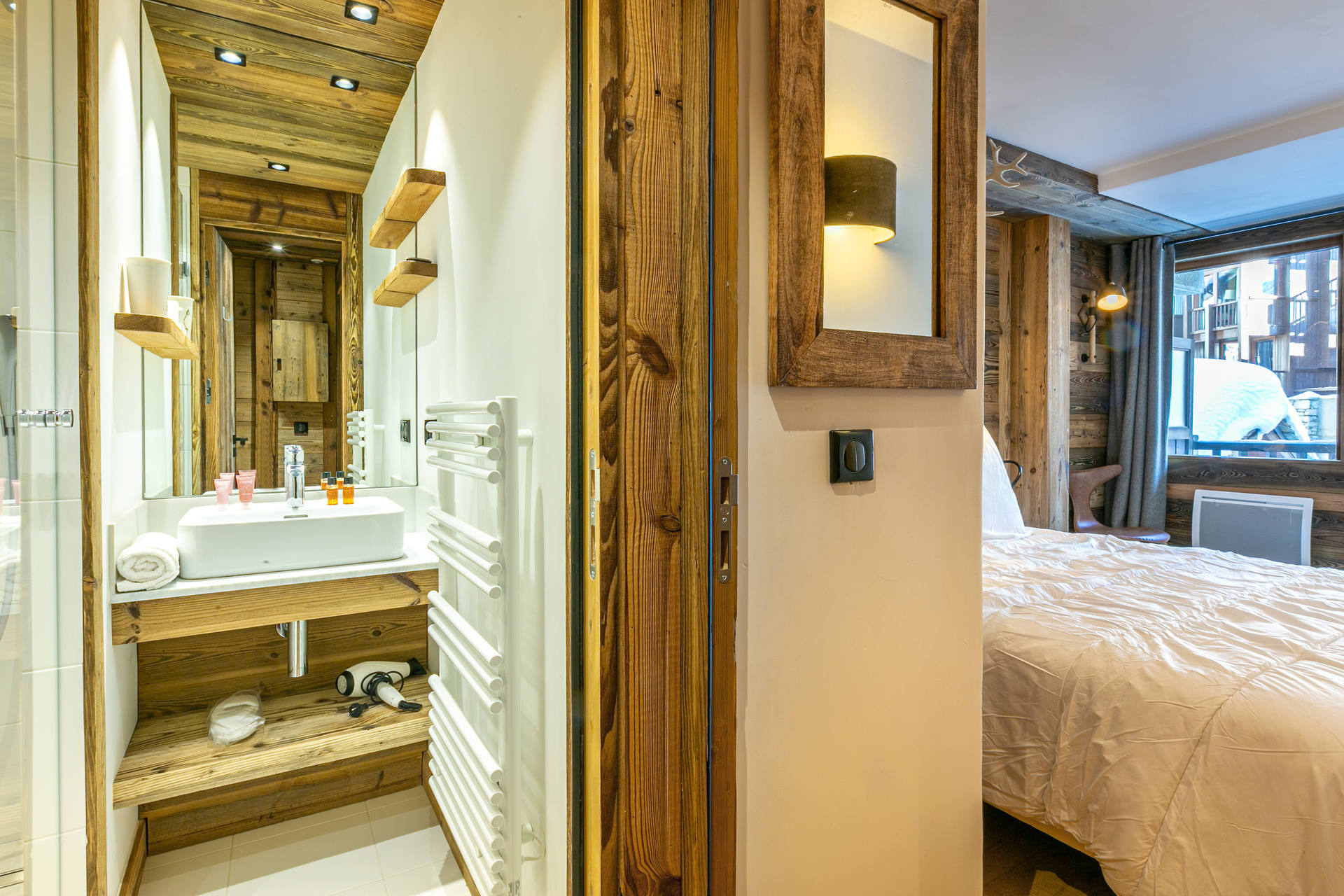 _lv_images__lot_0001120103_07_1456275