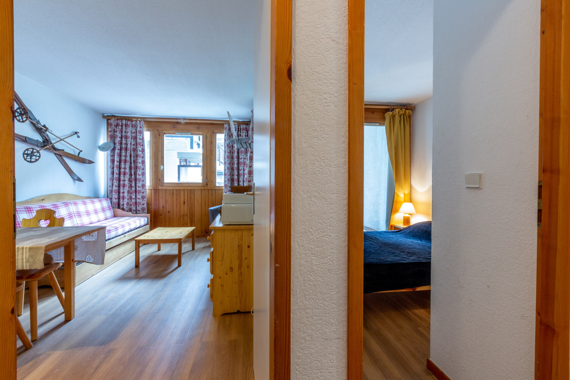 _lv_images__lot_0001120109_05_1457848