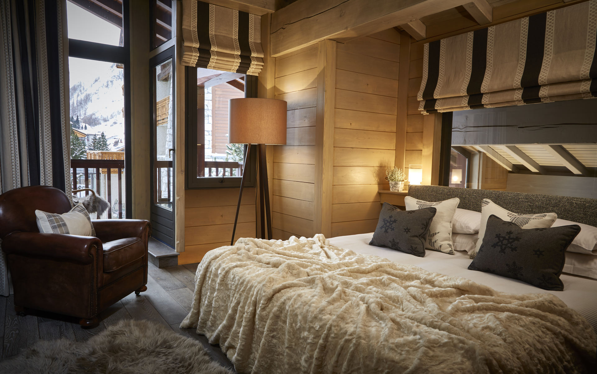 _lv_images__lot_0001160001_10_1456693