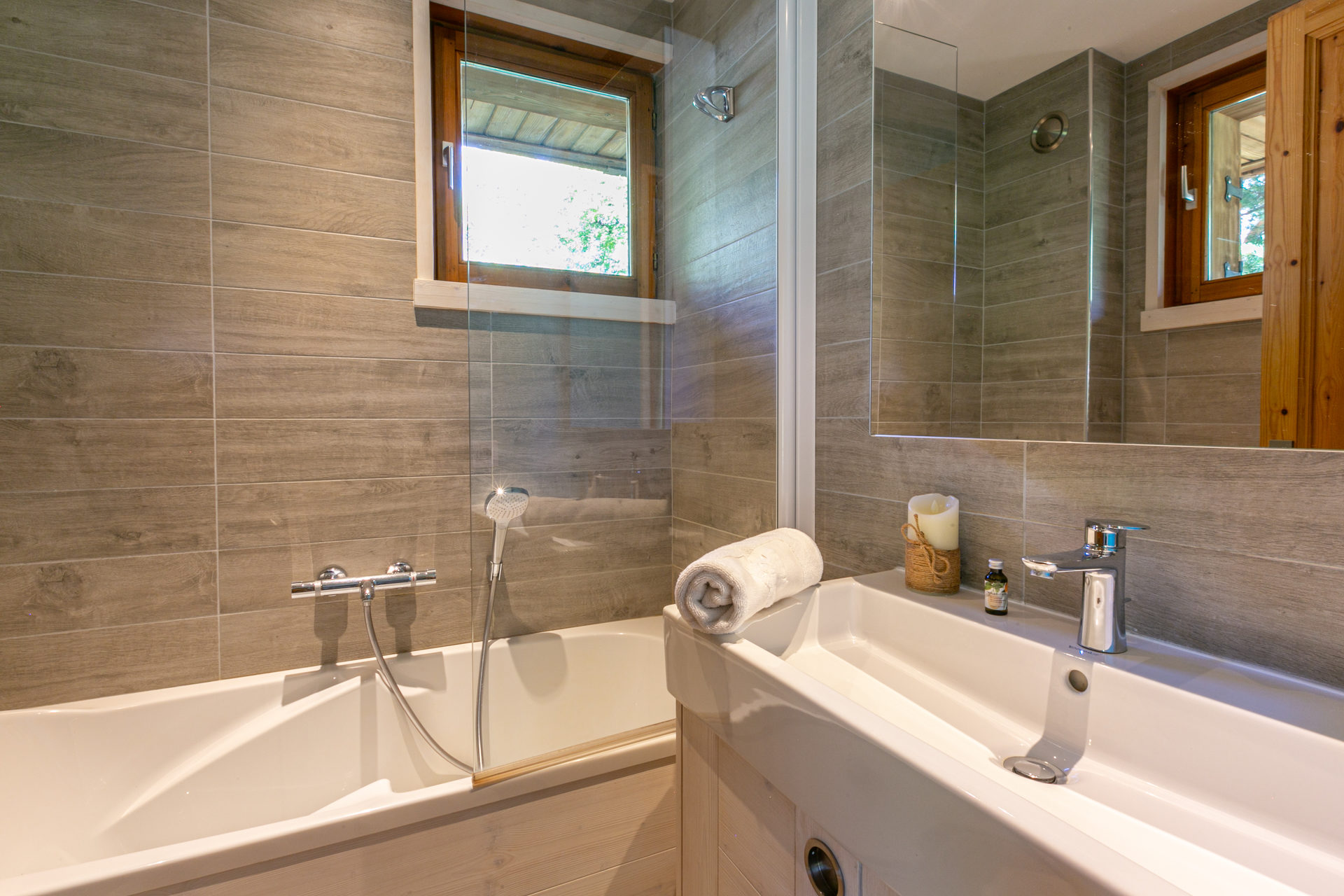 _lv_images__lot_0001160006_10_1456708