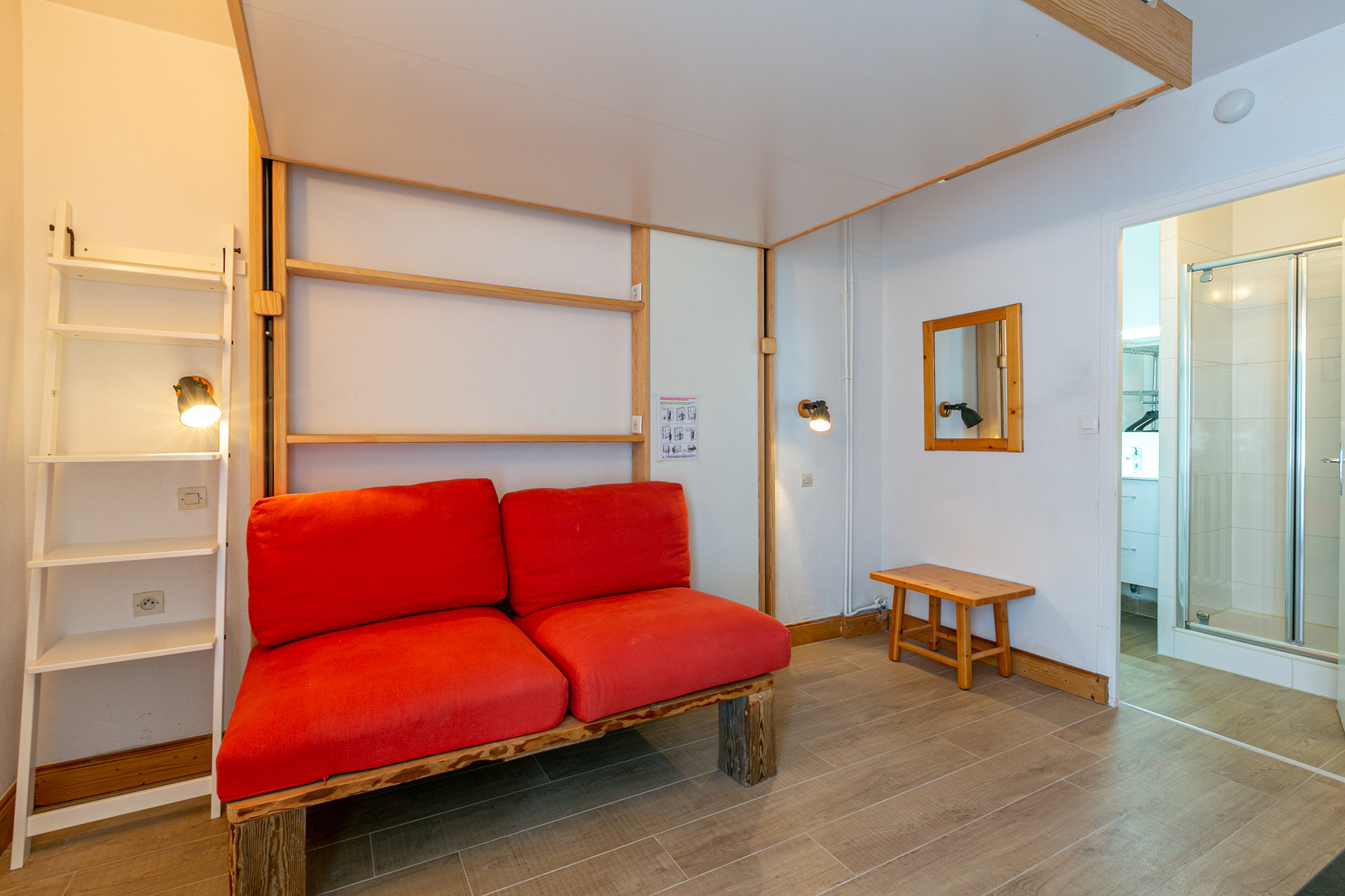 _lv_images__lot_0001190003_02_1458574