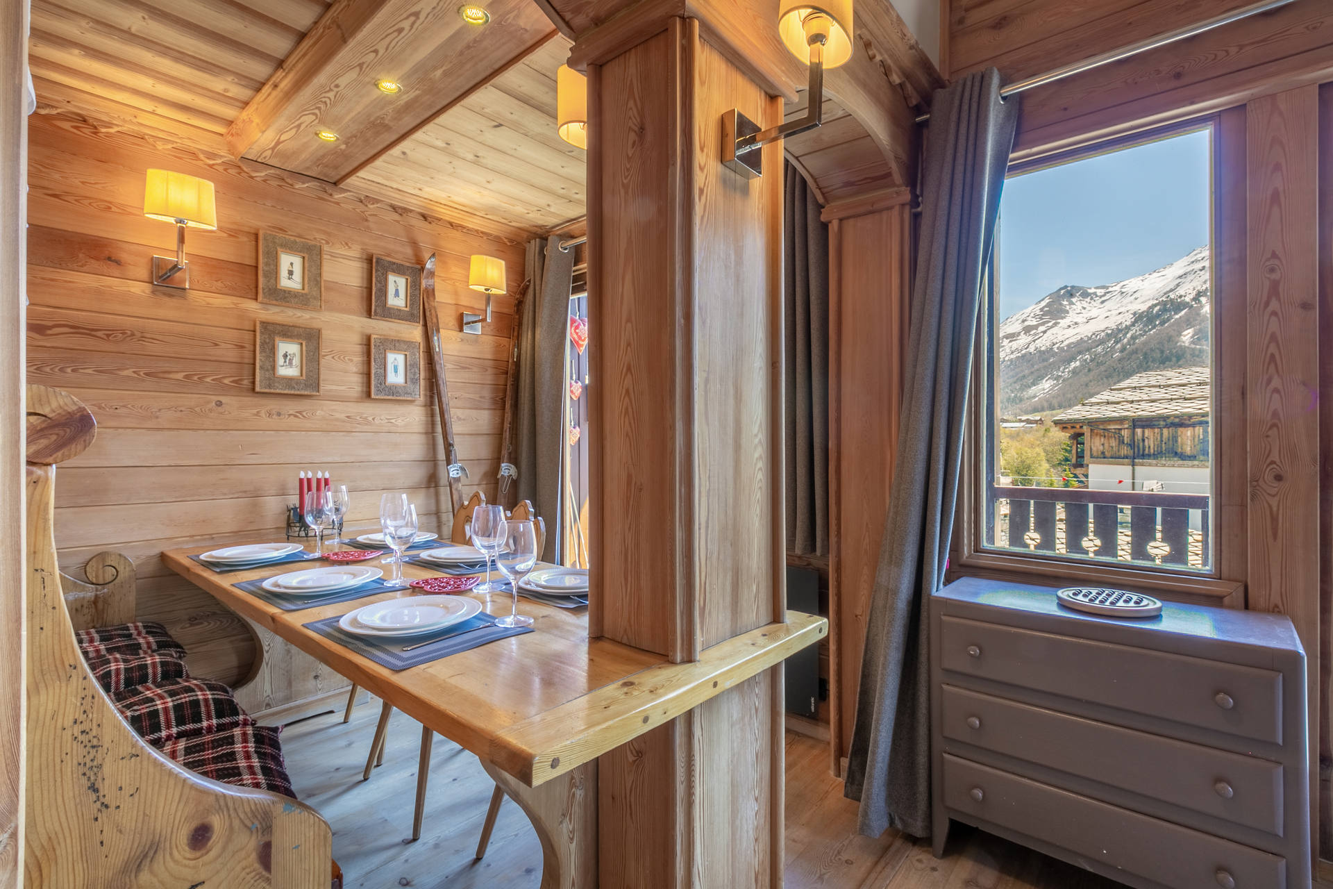 _lv_images__lot_0001220001_05_1457193