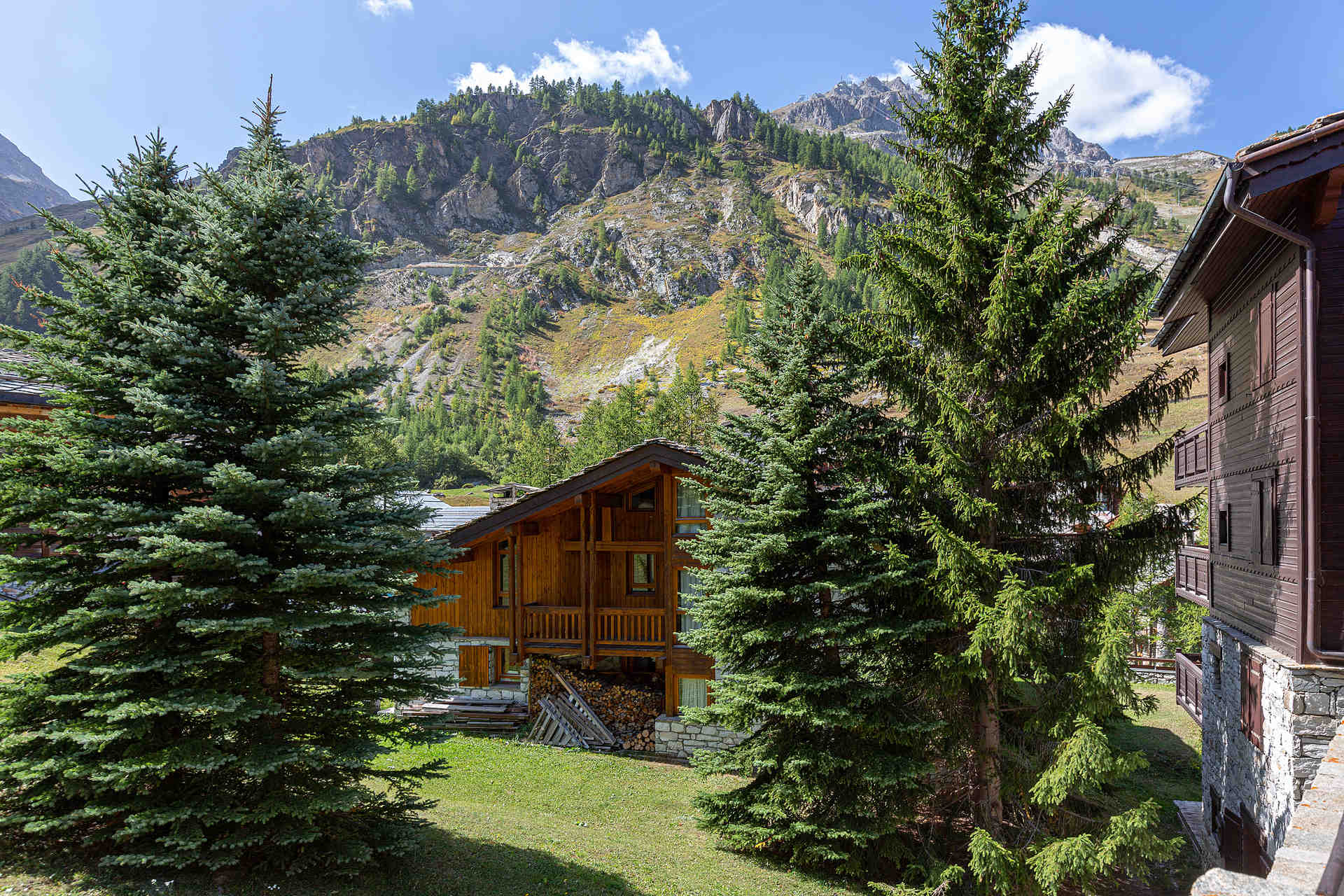 _lv_images__lot_0001320012_11_1457748