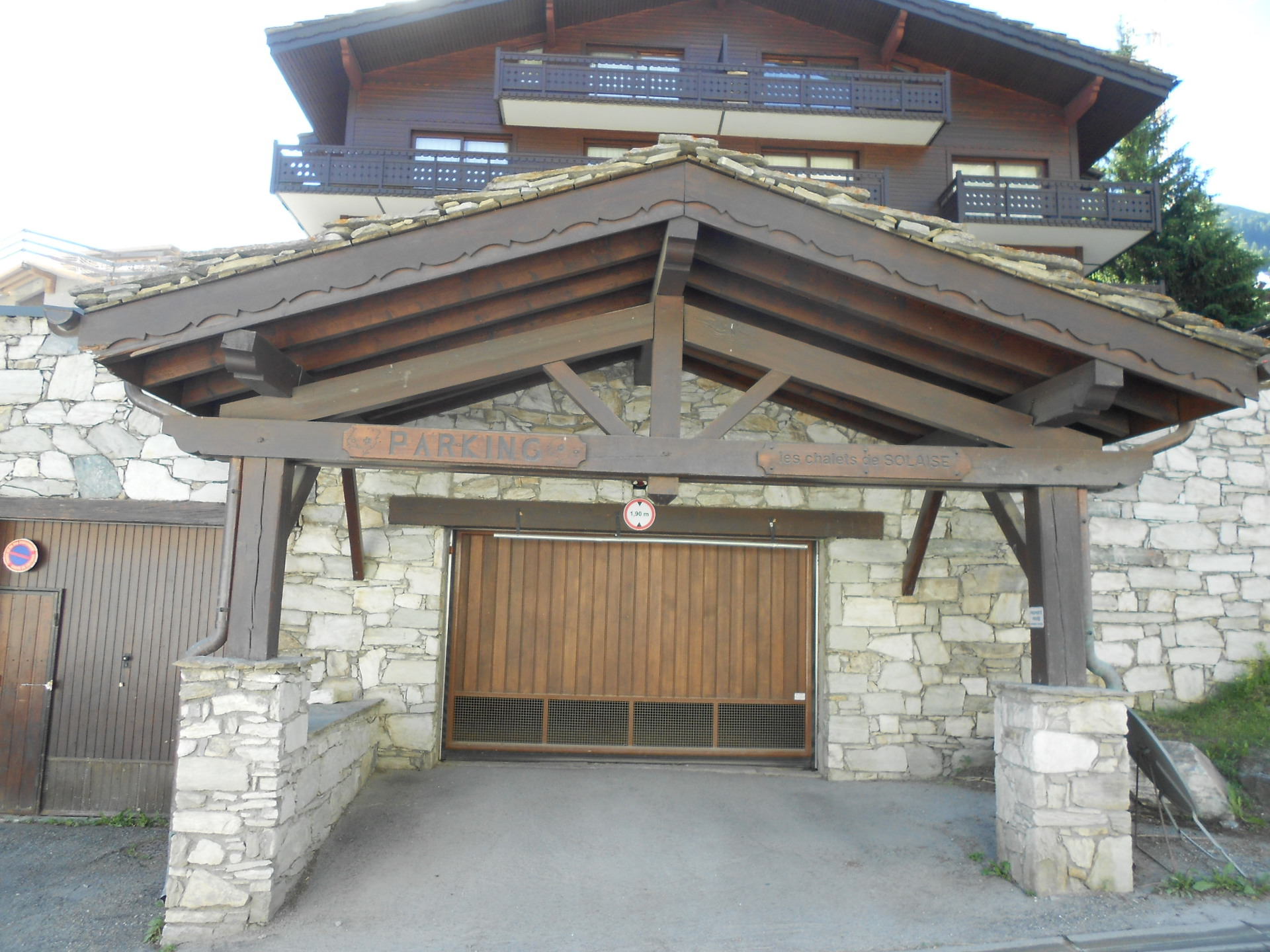 _lv_images__lot_0001320012_15_1457752