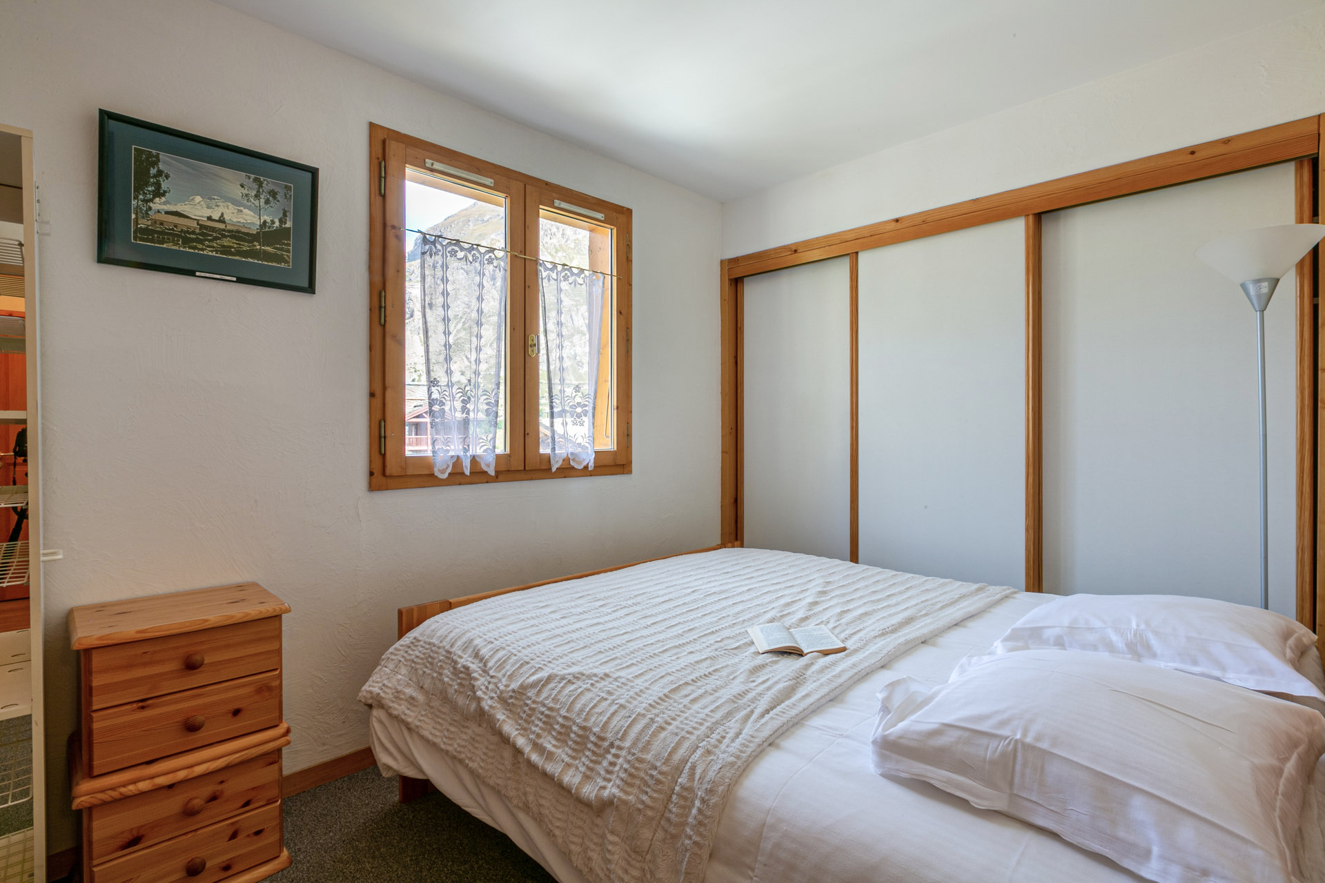 _lv_images__lot_0001330002_07_1457150