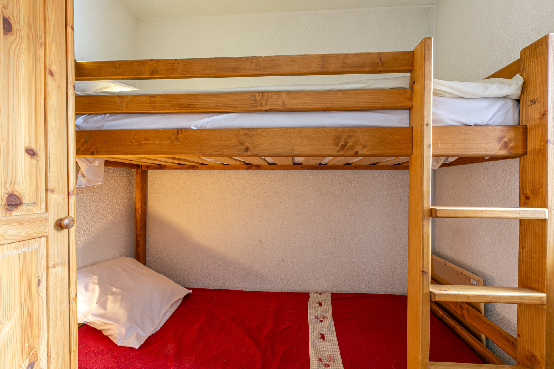 _lv_images__lot_0001730082_08_1456125