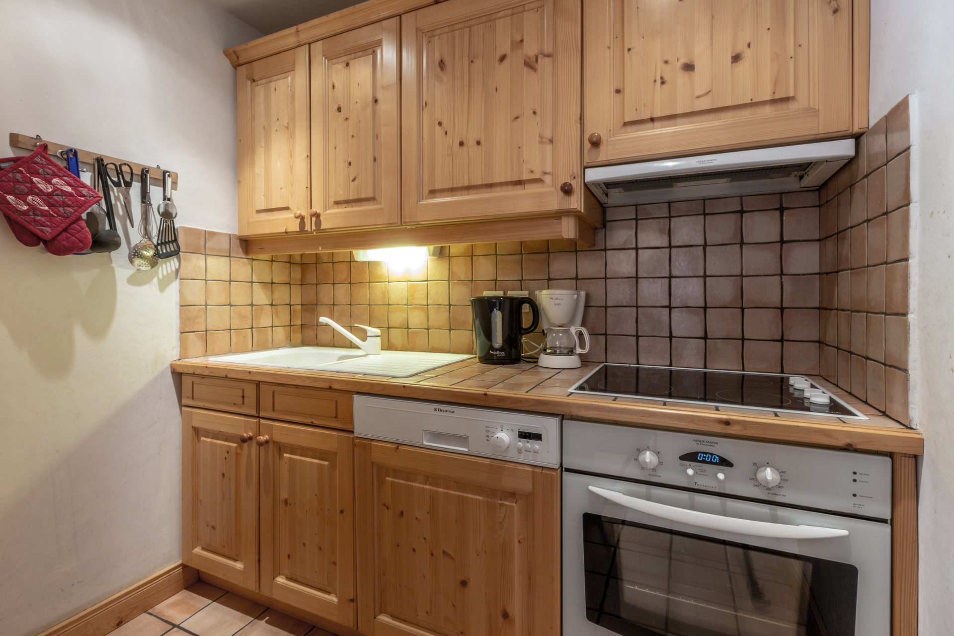 _lv_images__lot_0001770001_07_1457119