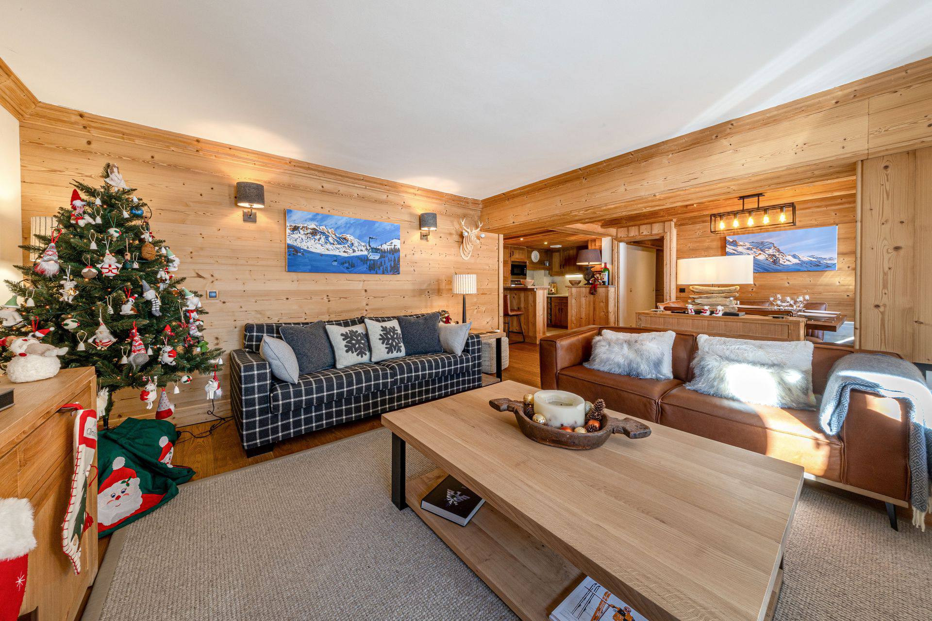 _lv_images__lot_0001830005_01_1454929