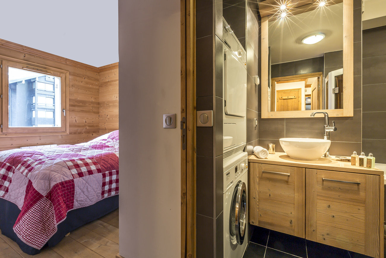 _lv_images__lot_0001920004_05_1455541