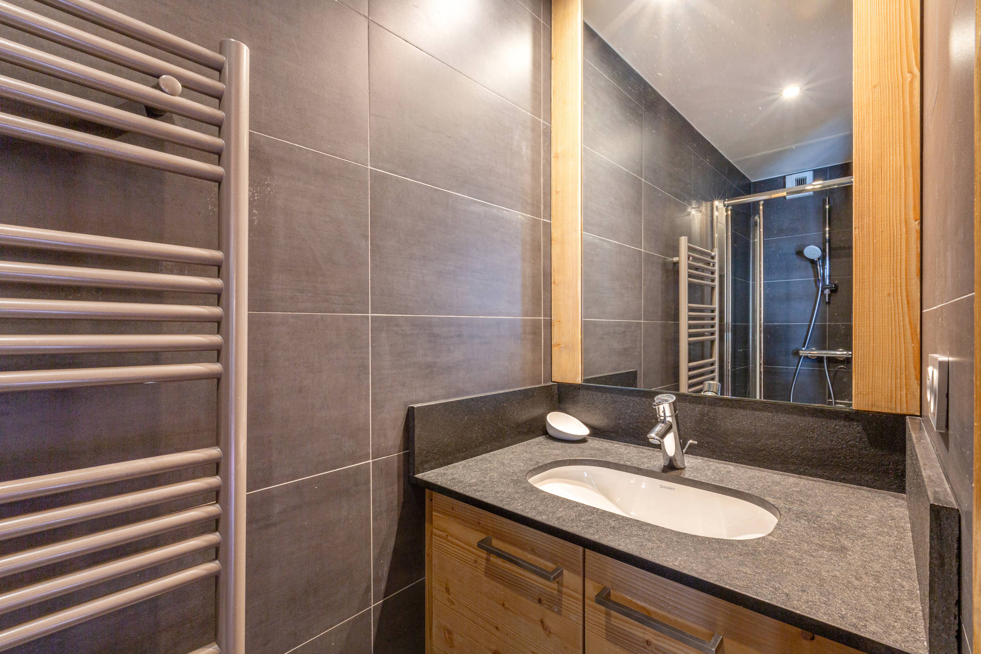 _lv_images__lot_0002200005_12_1456447