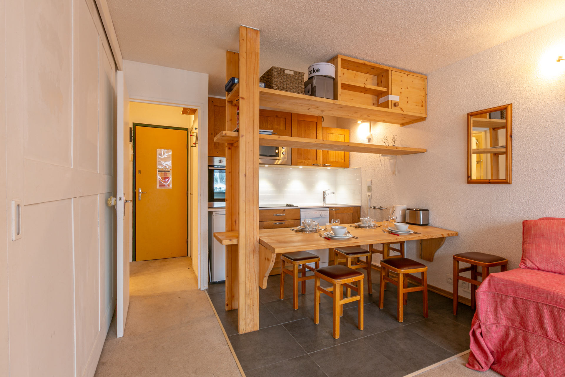 _lv_images__lot_0002340012_03_1456241