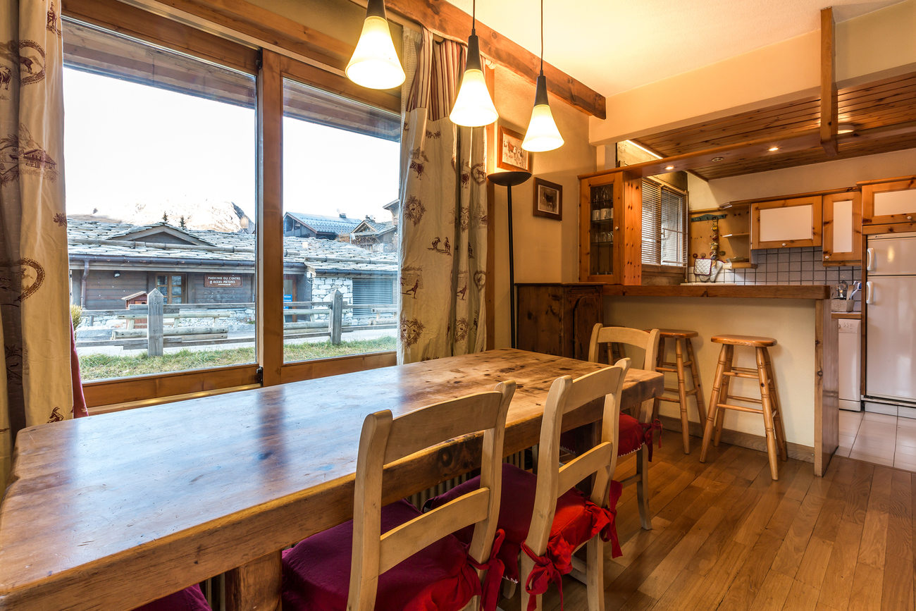 _lv_images__lot_0002340022_04_1457453