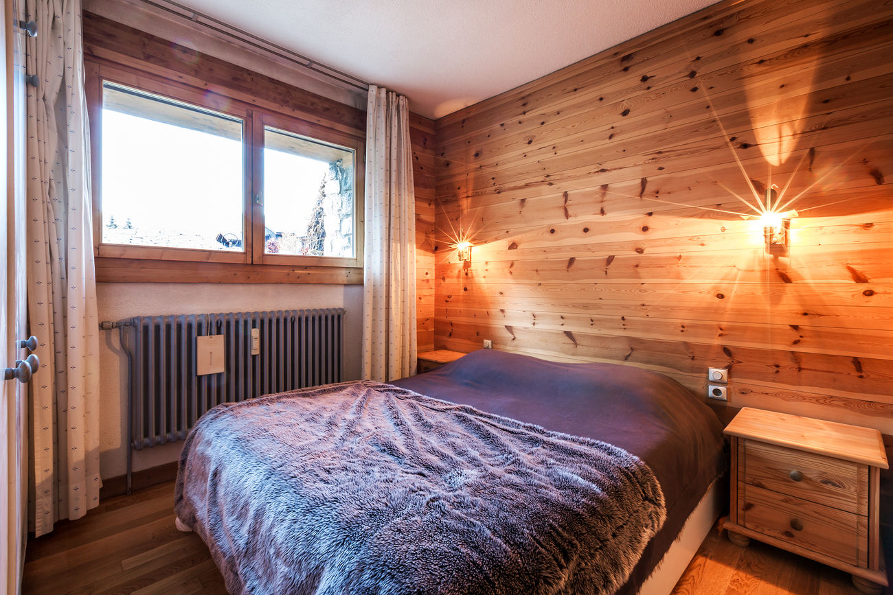 _lv_images__lot_0002340022_07_1457456