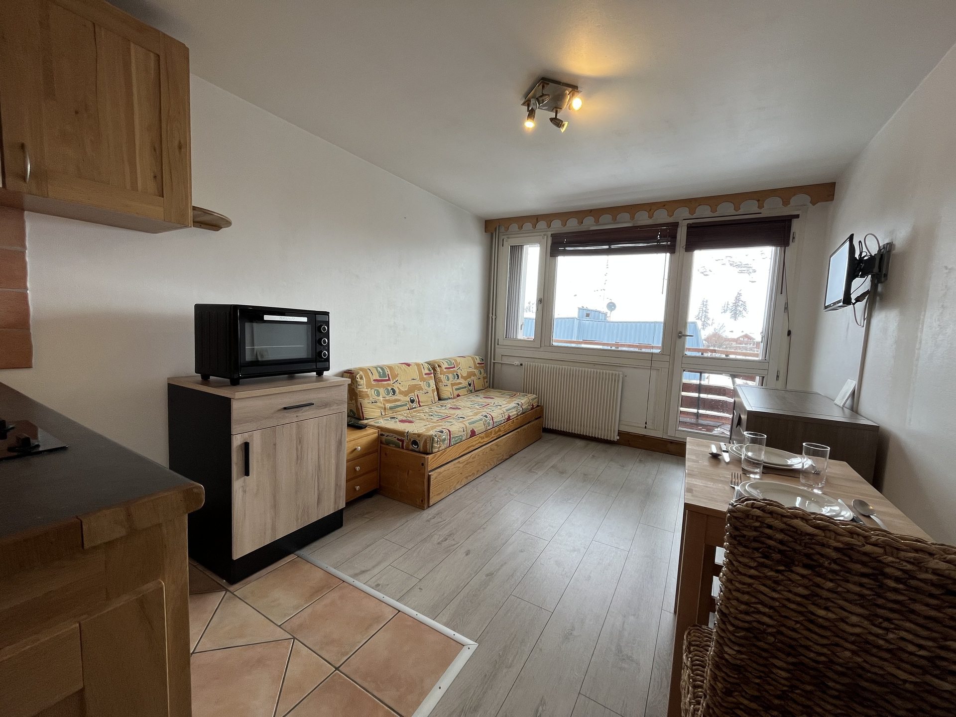 _lv_images__lot_0002340023_03_1456362