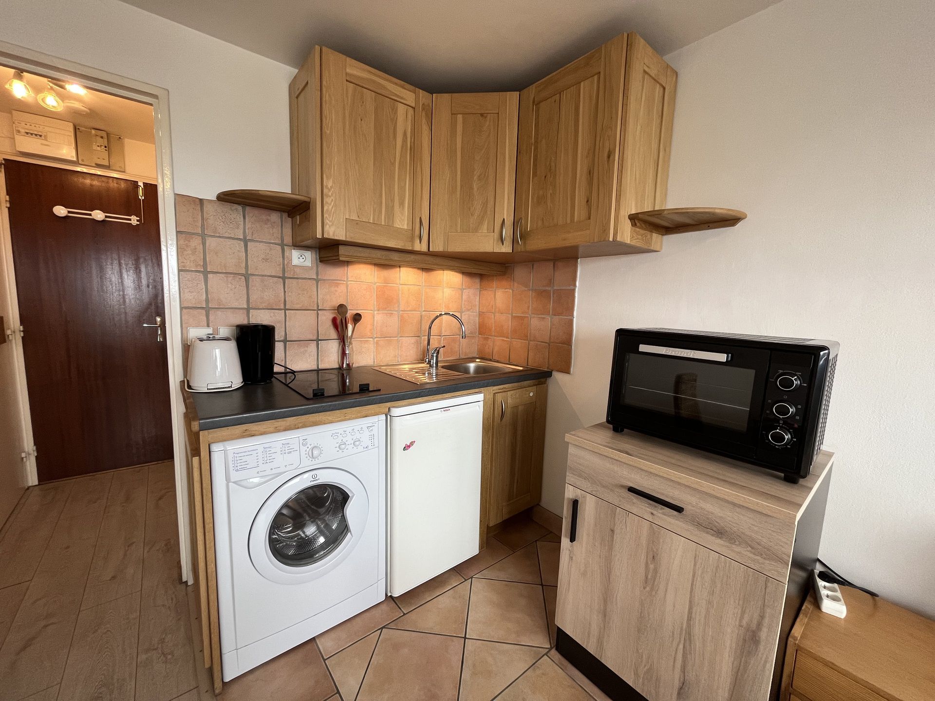 _lv_images__lot_0002340023_05_1456364