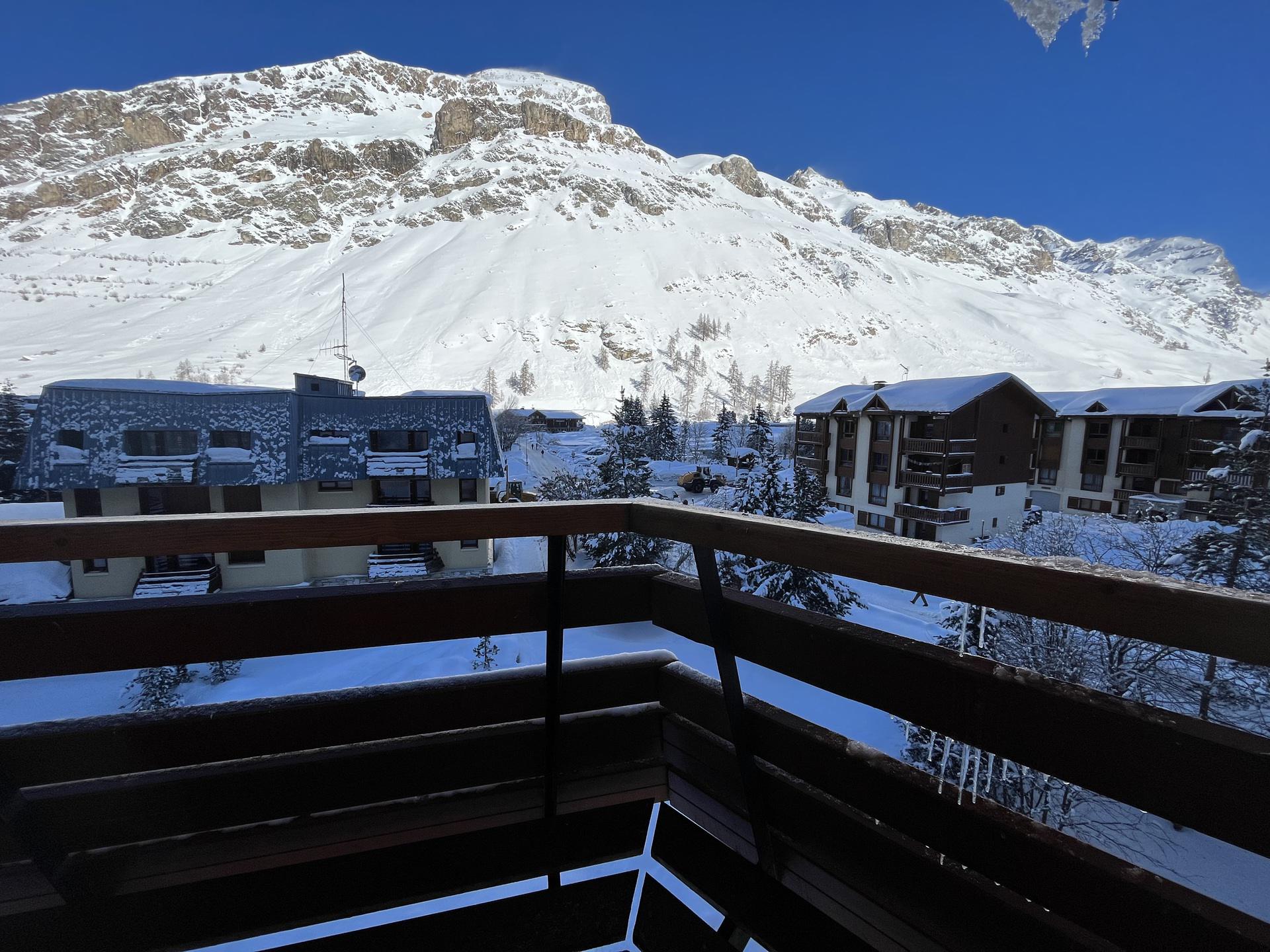 _lv_images__lot_0002340023_08_1456367