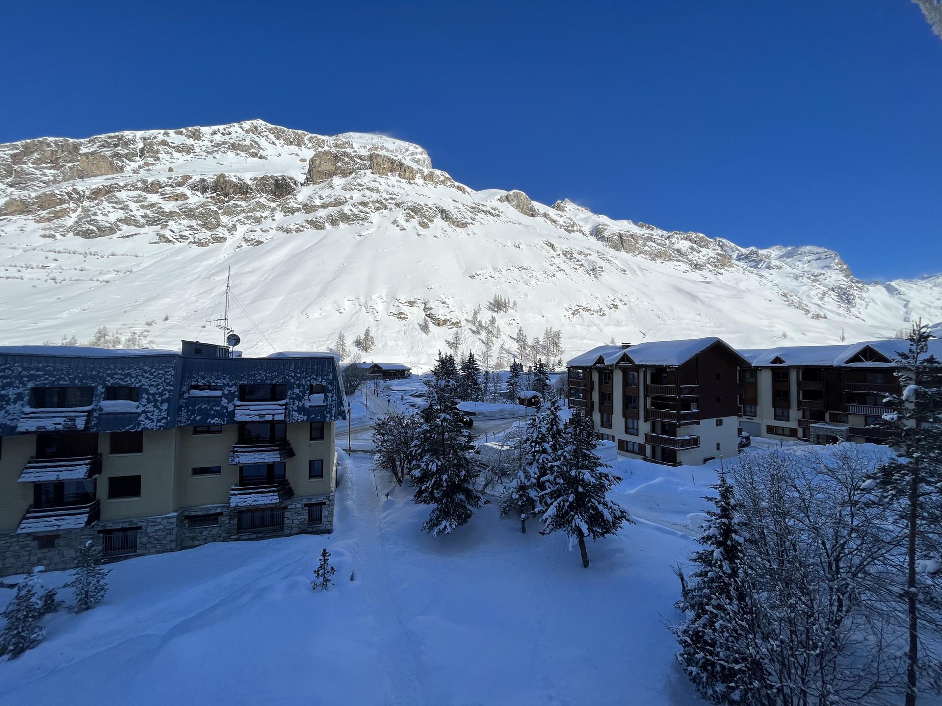 _lv_images__lot_0002340023_10_1456369