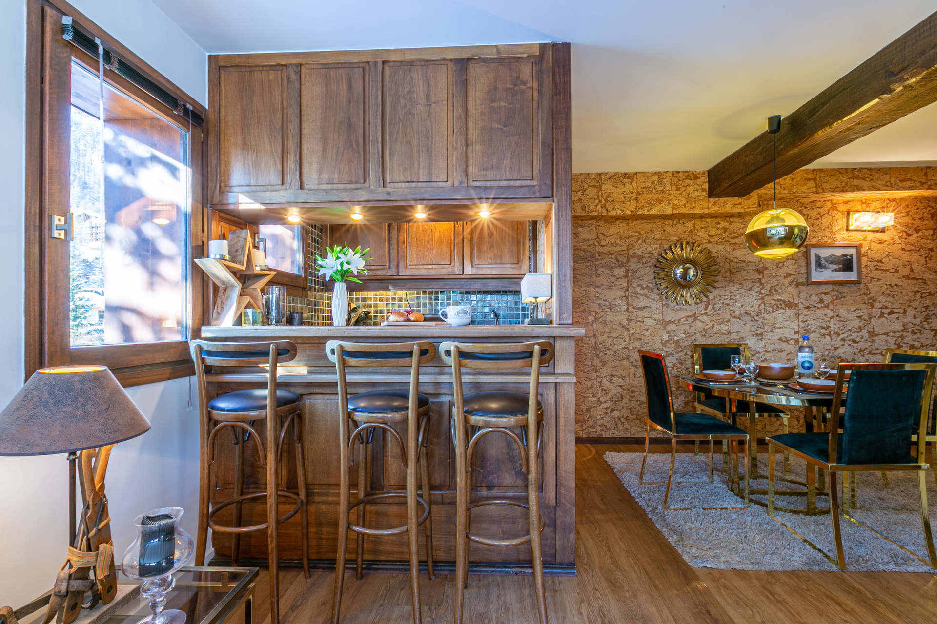 _lv_images__lot_0002340027_04_1455842