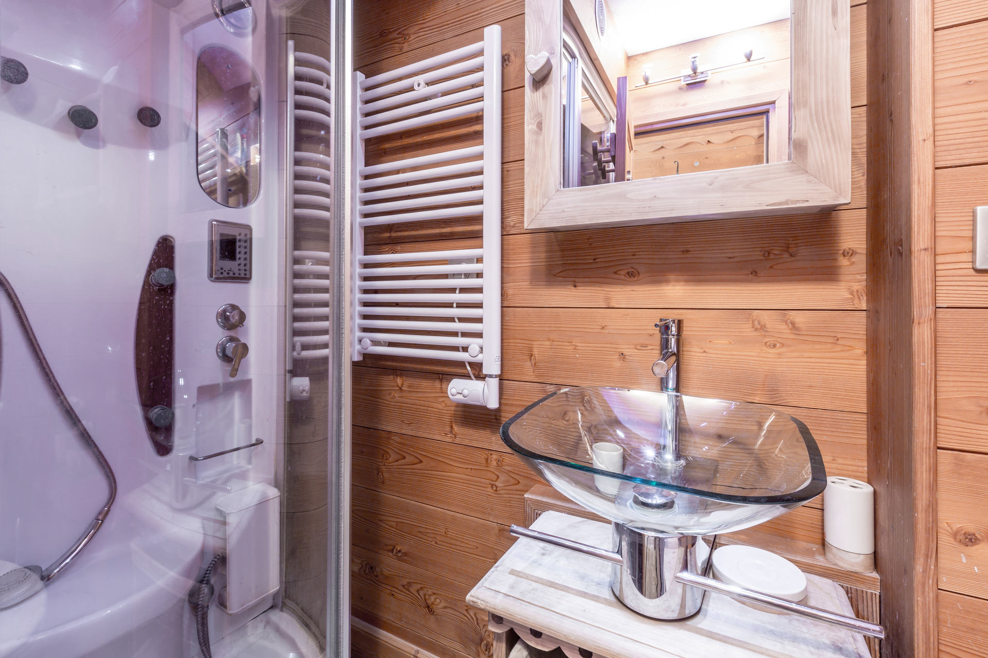 _lv_images__lot_0002340029_08_1456051