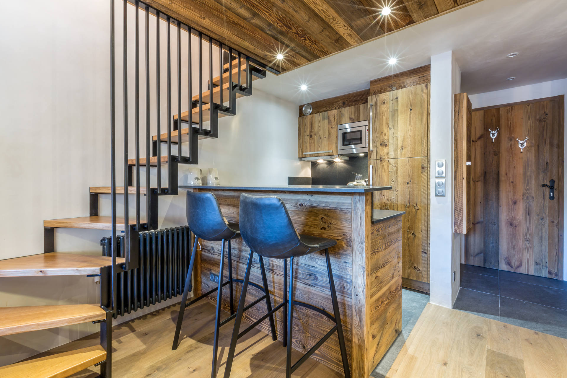 _lv_images__lot_0002340036_05_1455371