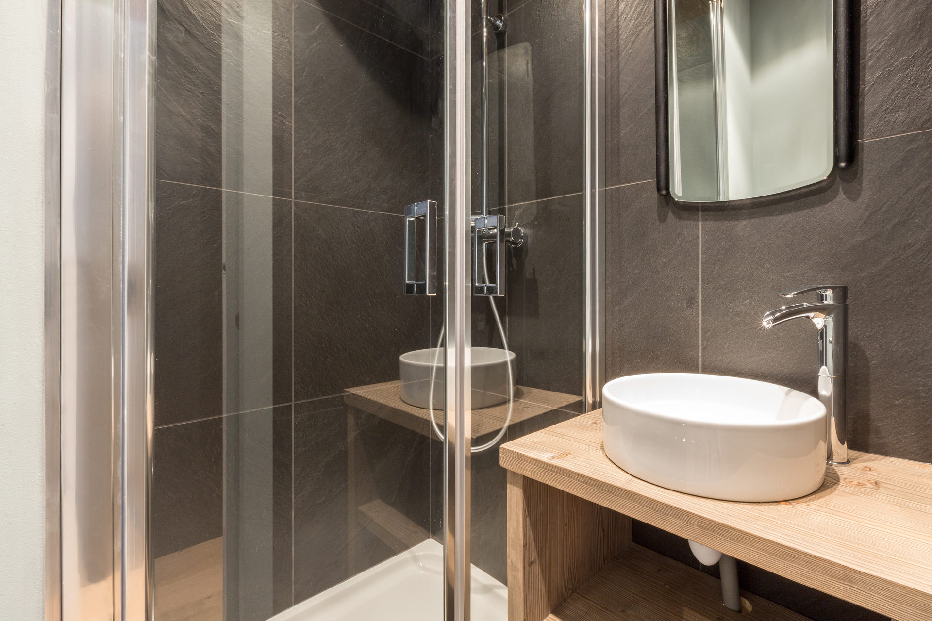 _lv_images__lot_0002340120_09_1455360