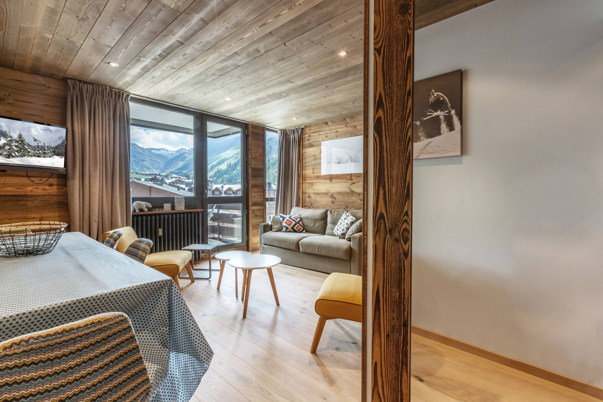 _lv_images__lot_0002340120_13_1455364