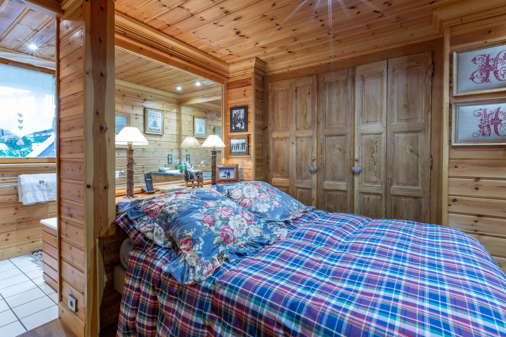 _lv_images__lot_0002340144_06_1454571