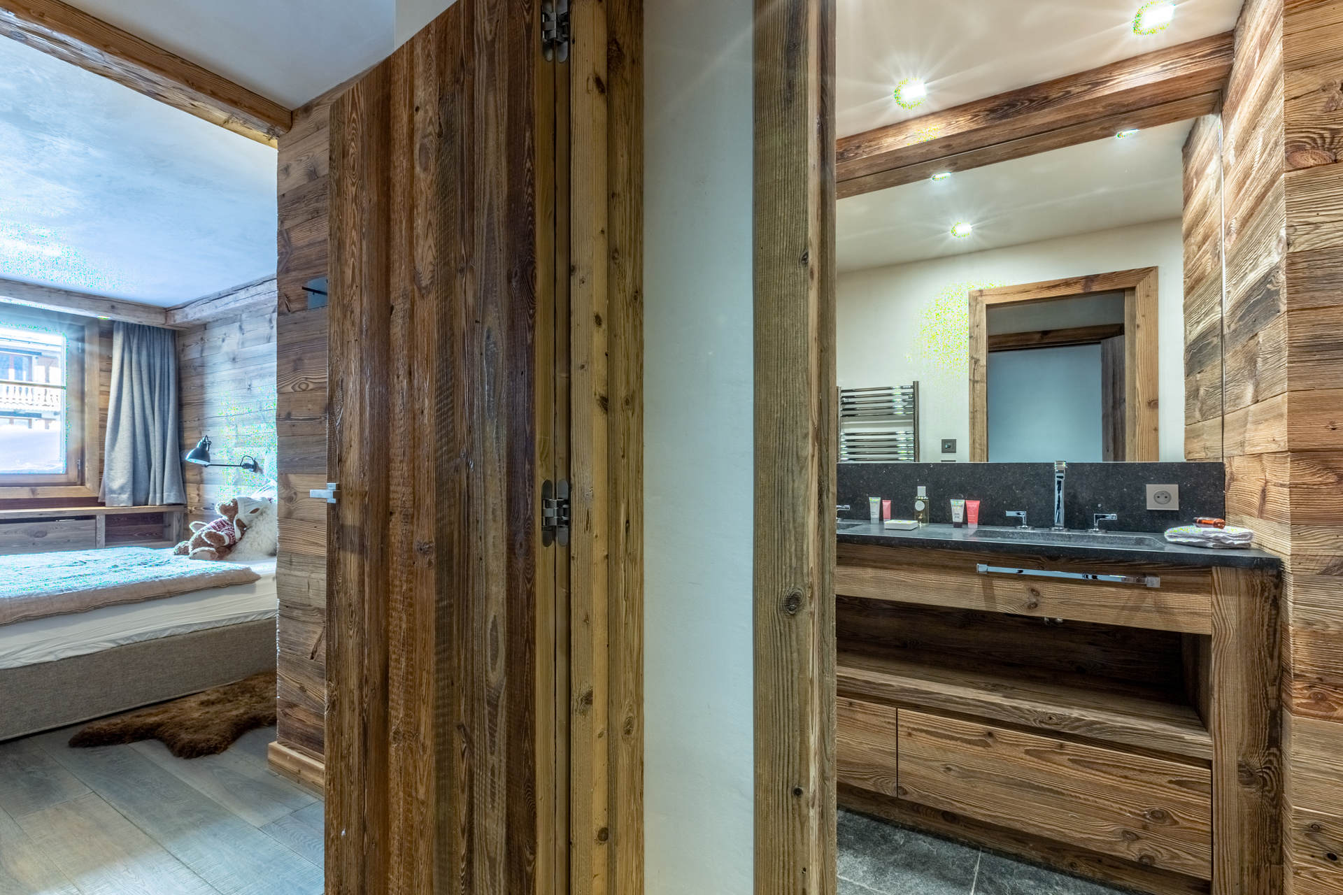 _lv_images__lot_0002340162_09_1454778