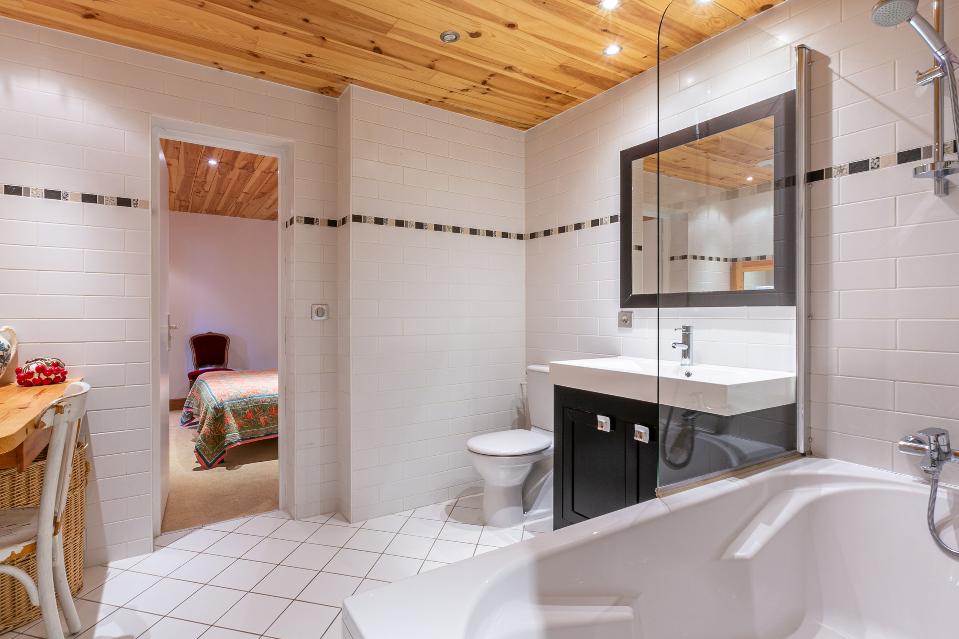 _lv_images__lot_0002340165_12_1456939