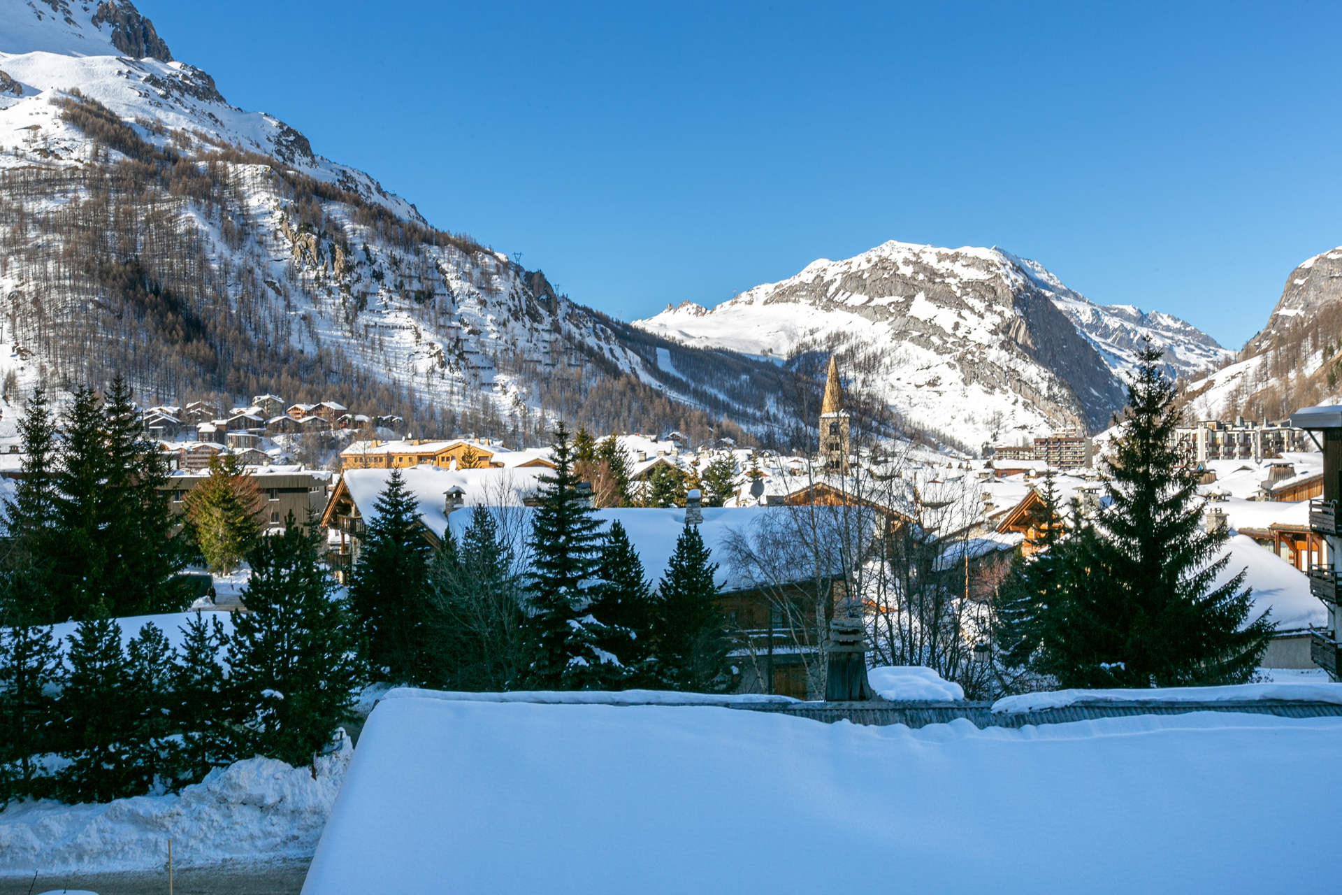 _lv_images__lot_0002340179_15_1454452