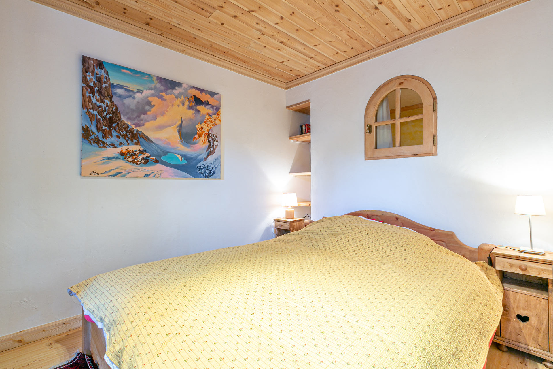 _lv_images__lot_0002340186_06_1455902