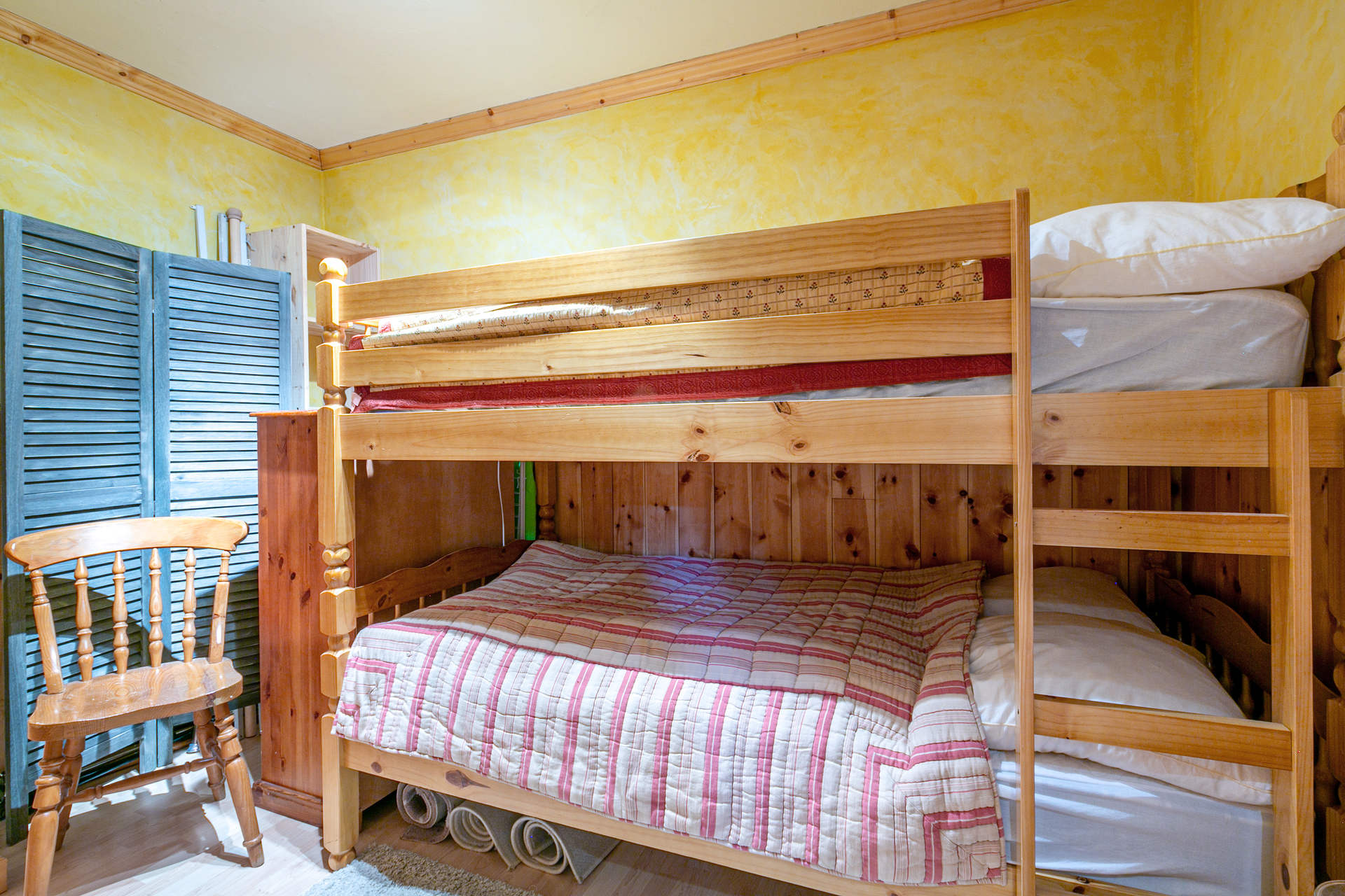 _lv_images__lot_0002340186_07_1455903