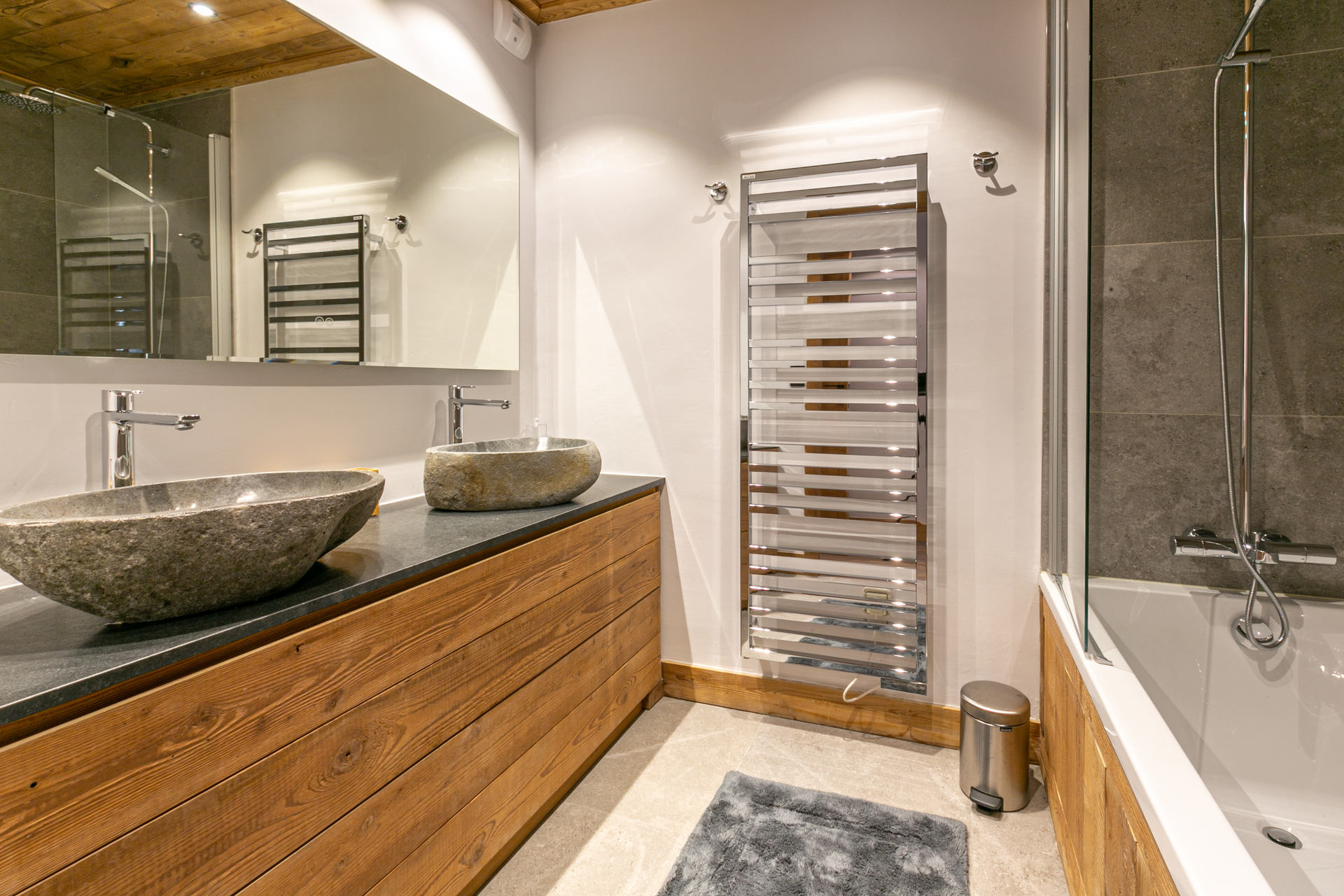 _lv_images__lot_0002340209_12_1455164