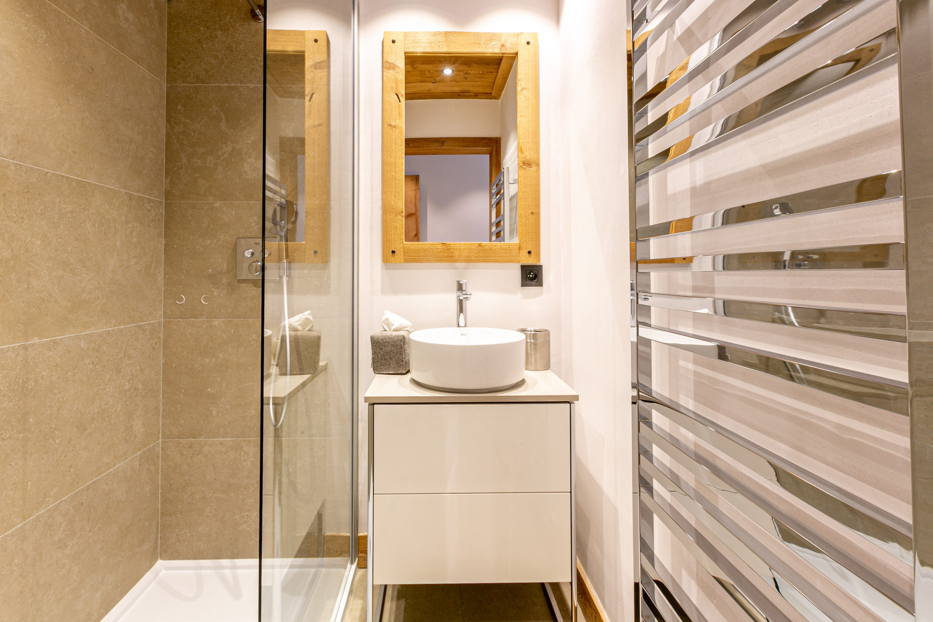 _lv_images__lot_0002340209_13_1455165