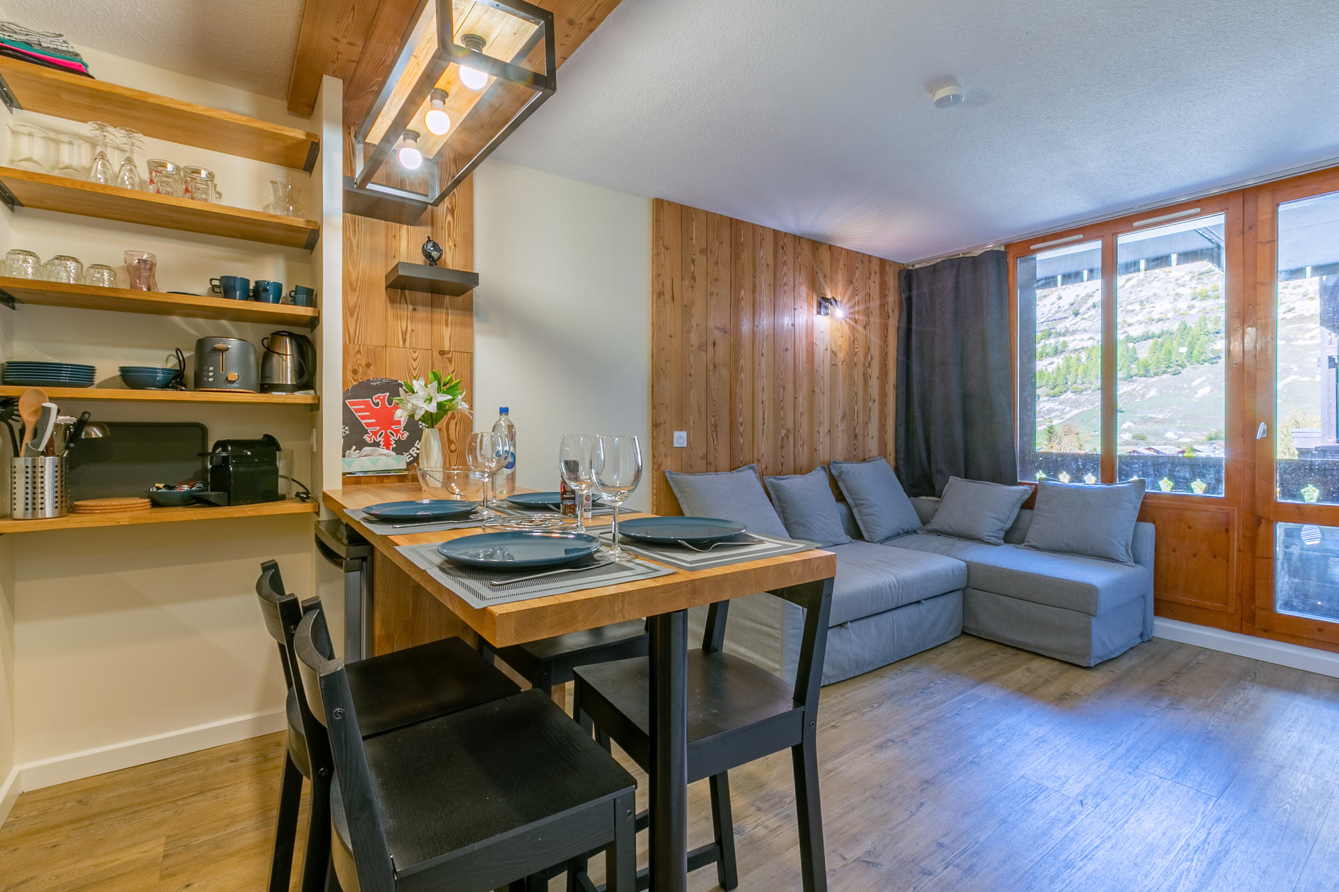 _lv_images__lot_0002340252_01_1456088