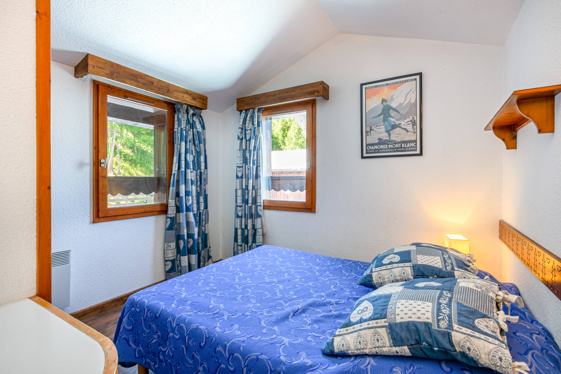 _lv_images__lot_0002340254_10_1457077