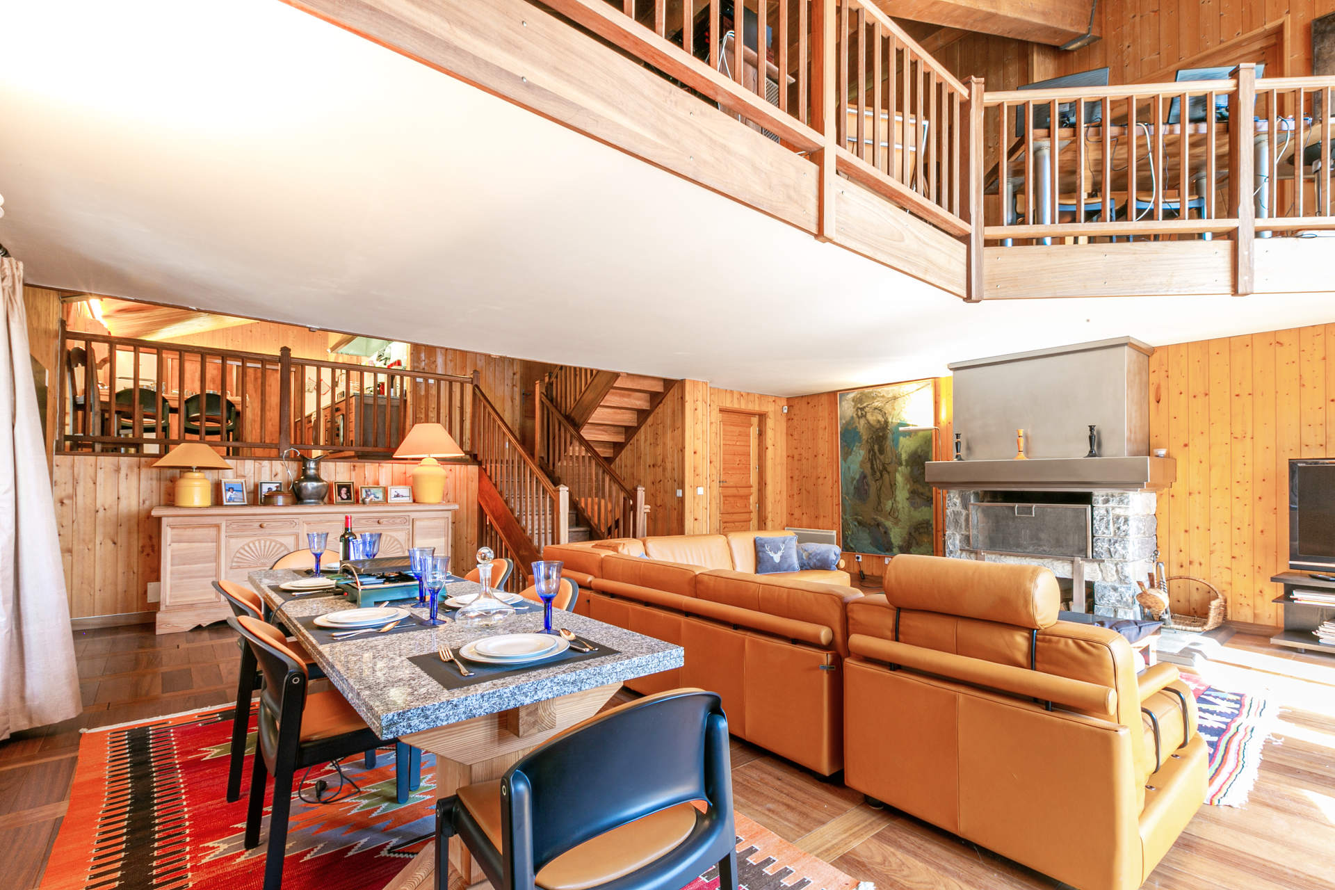 _lv_images__lot_0002340255_01_1455291