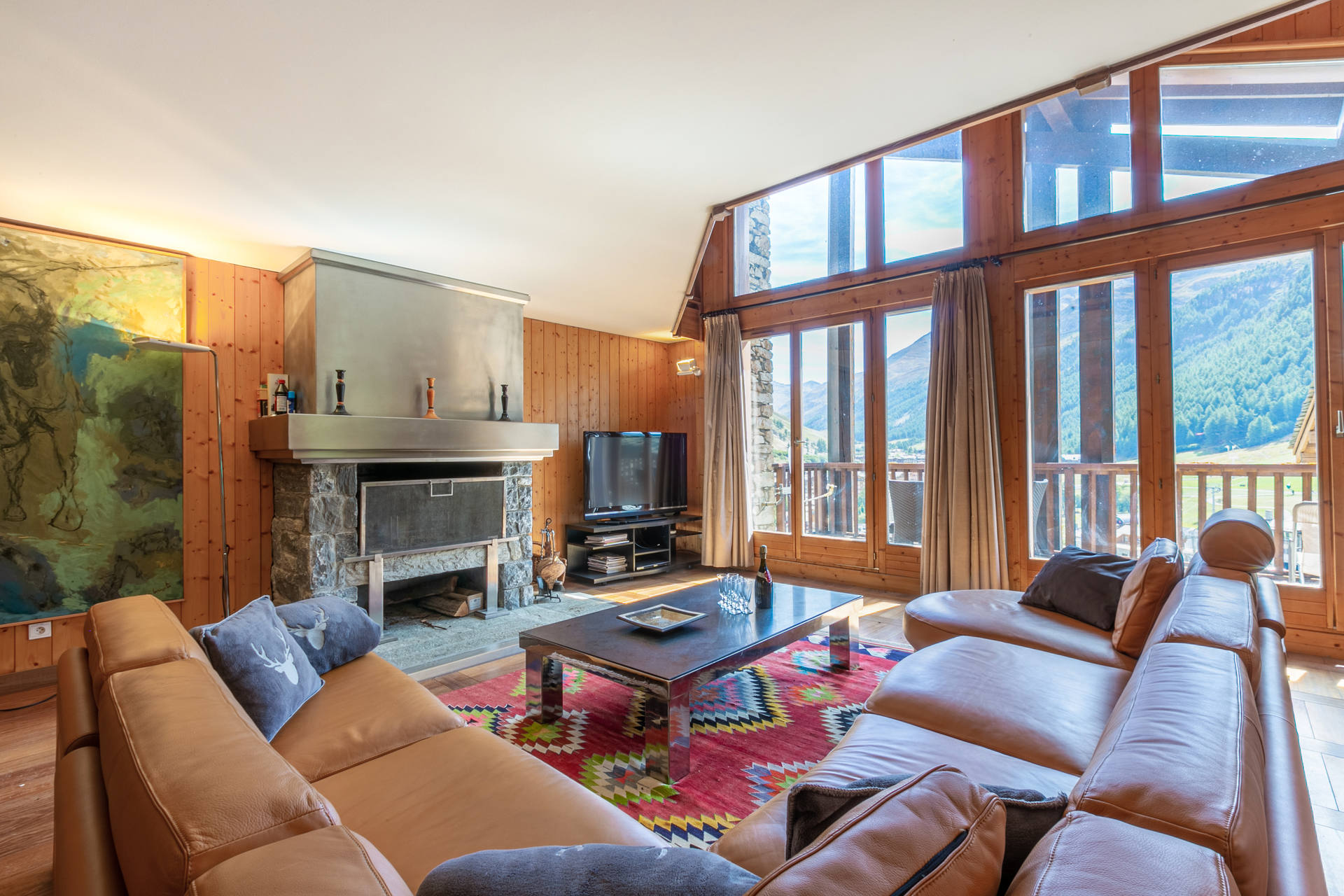 _lv_images__lot_0002340255_03_1455293