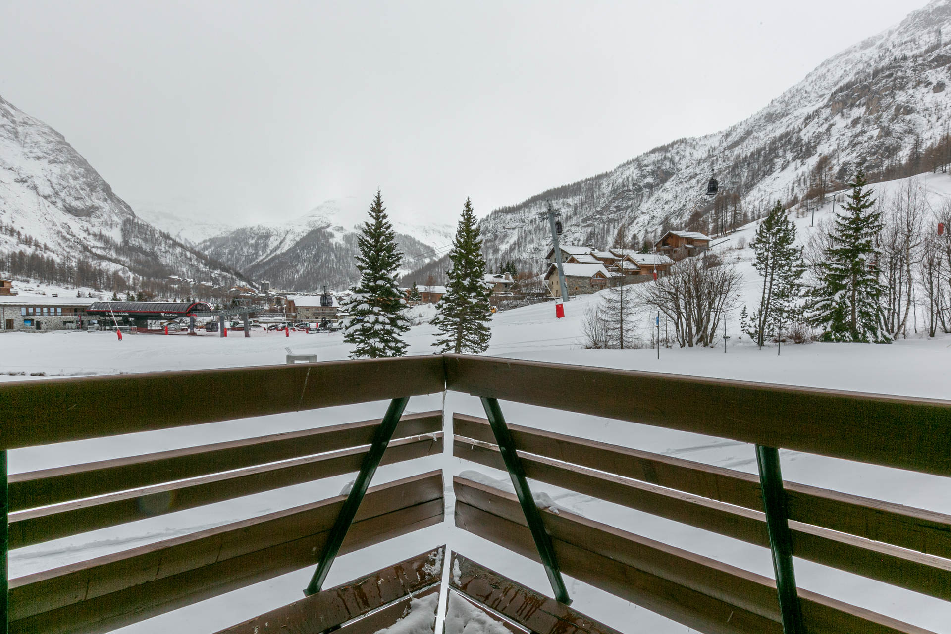 _lv_images__lot_0002340258_10_1455331